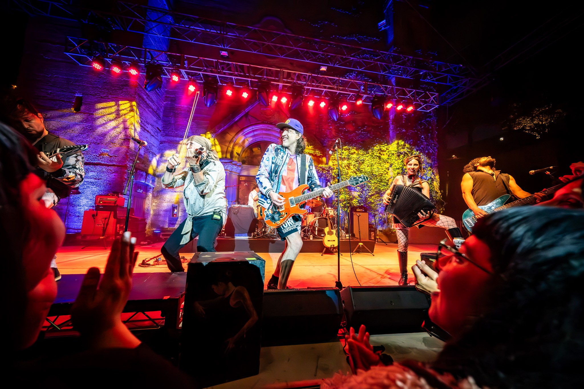 GOGOL BORDELLO / SARATOGA / CA. Reportage concert portrait photography in the San Francisco Bay Area