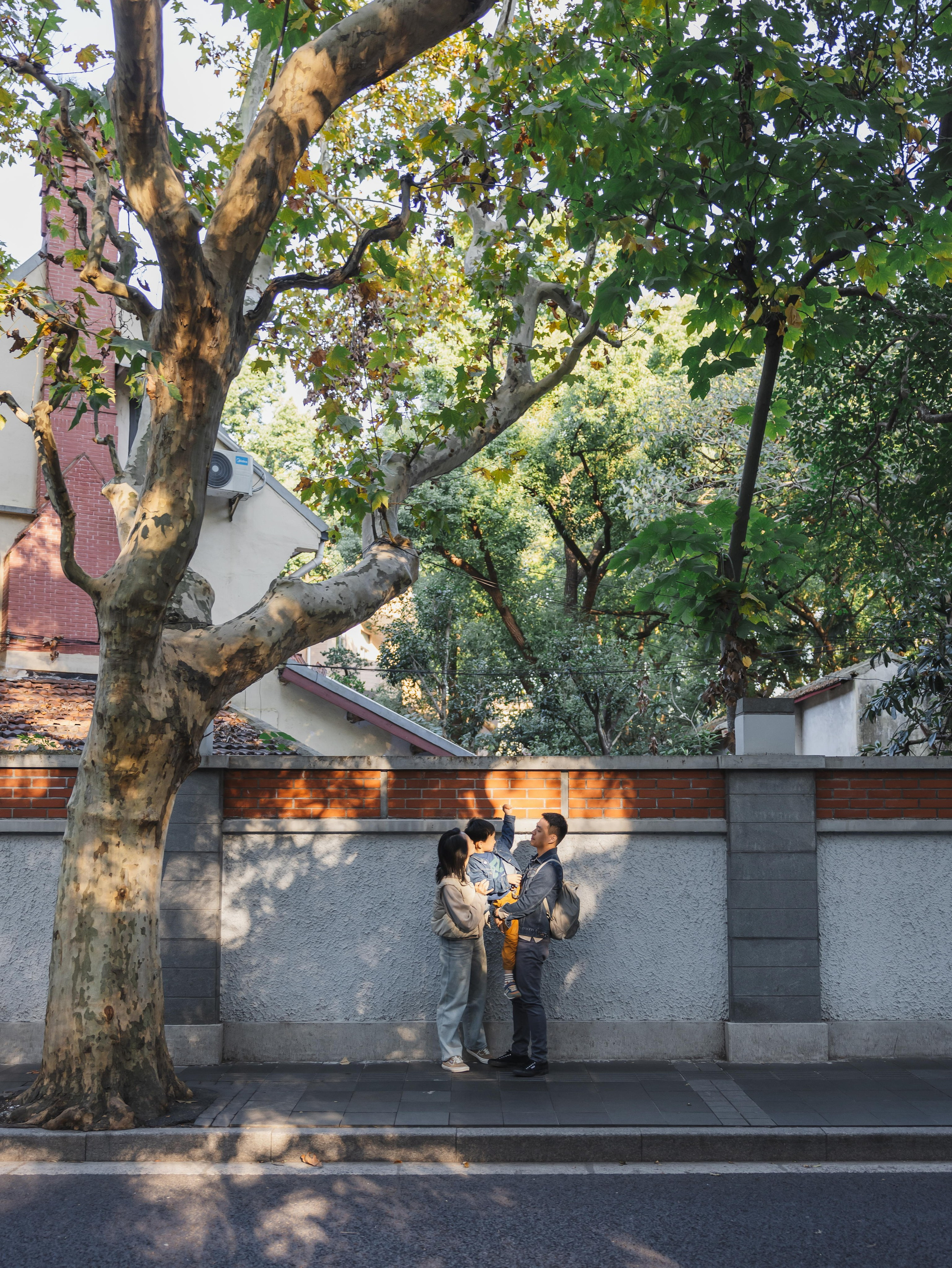 Family photograph in Shanghai. Shanghai Family Photographer Dora