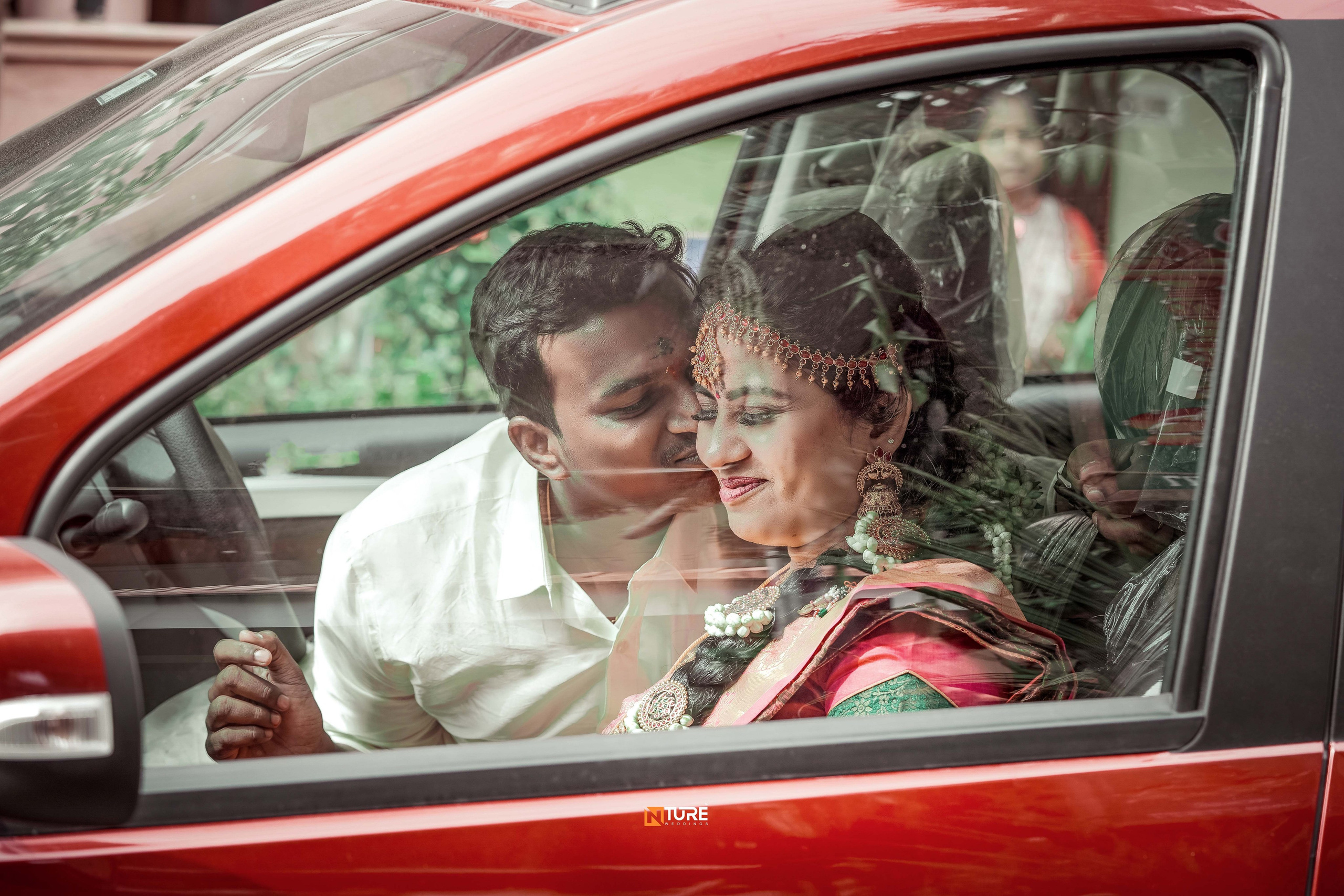 PHOTOS. NTURE WEDDING