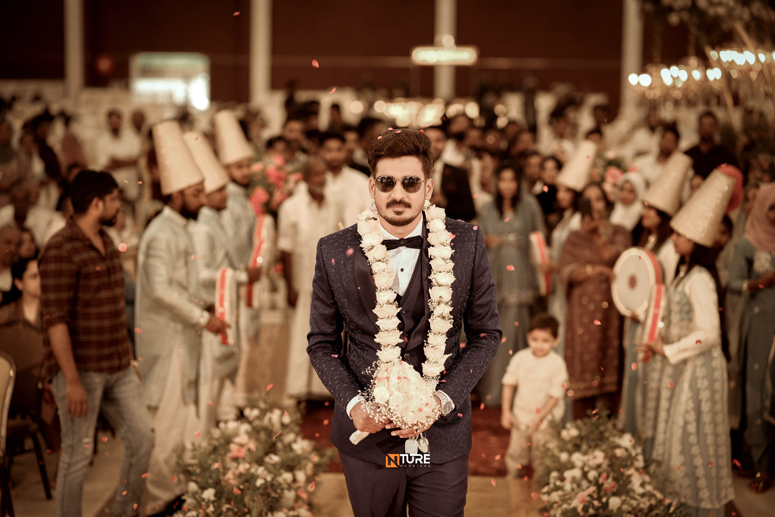 PHOTOS. NTURE WEDDING