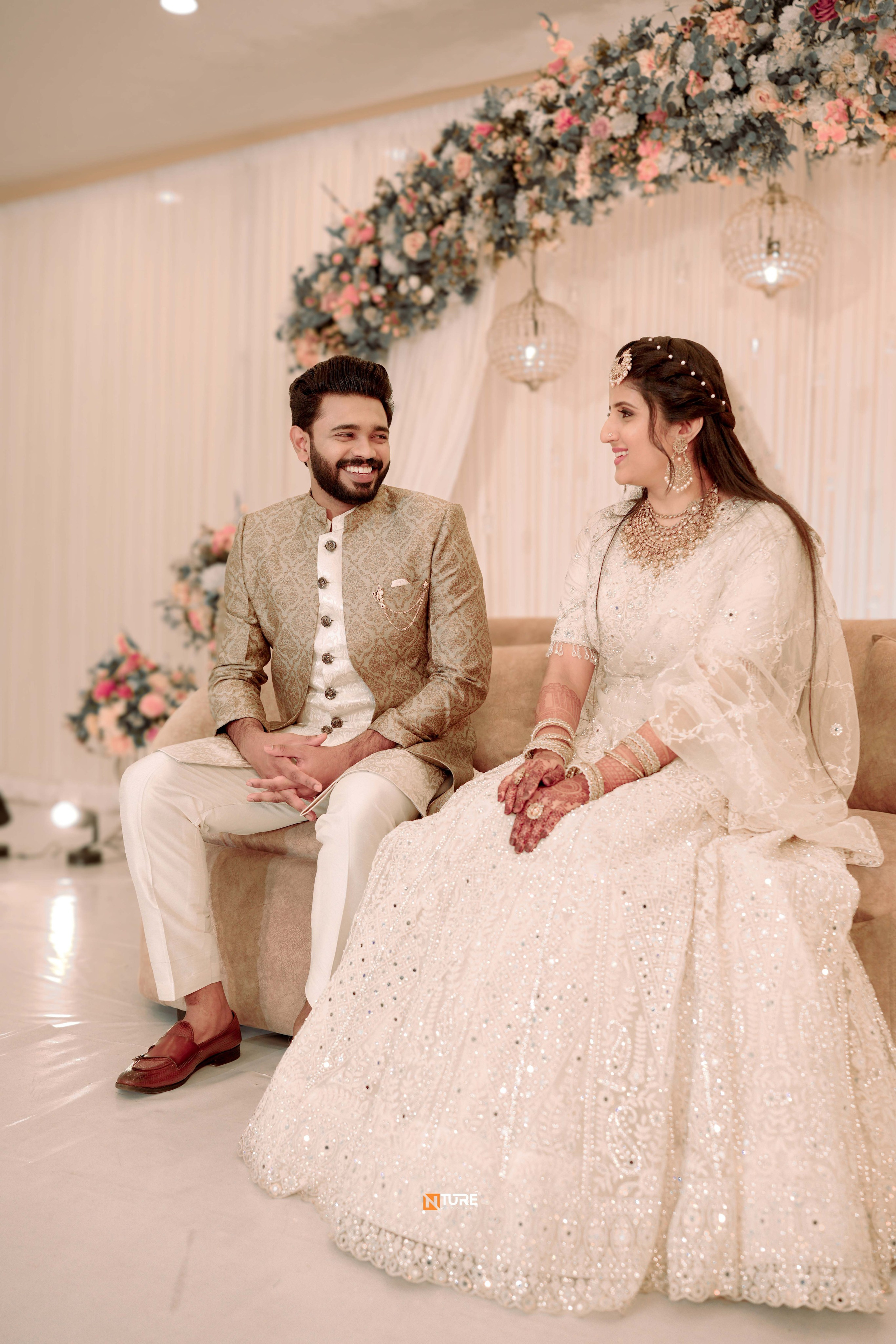 PHOTOS. NTURE WEDDING