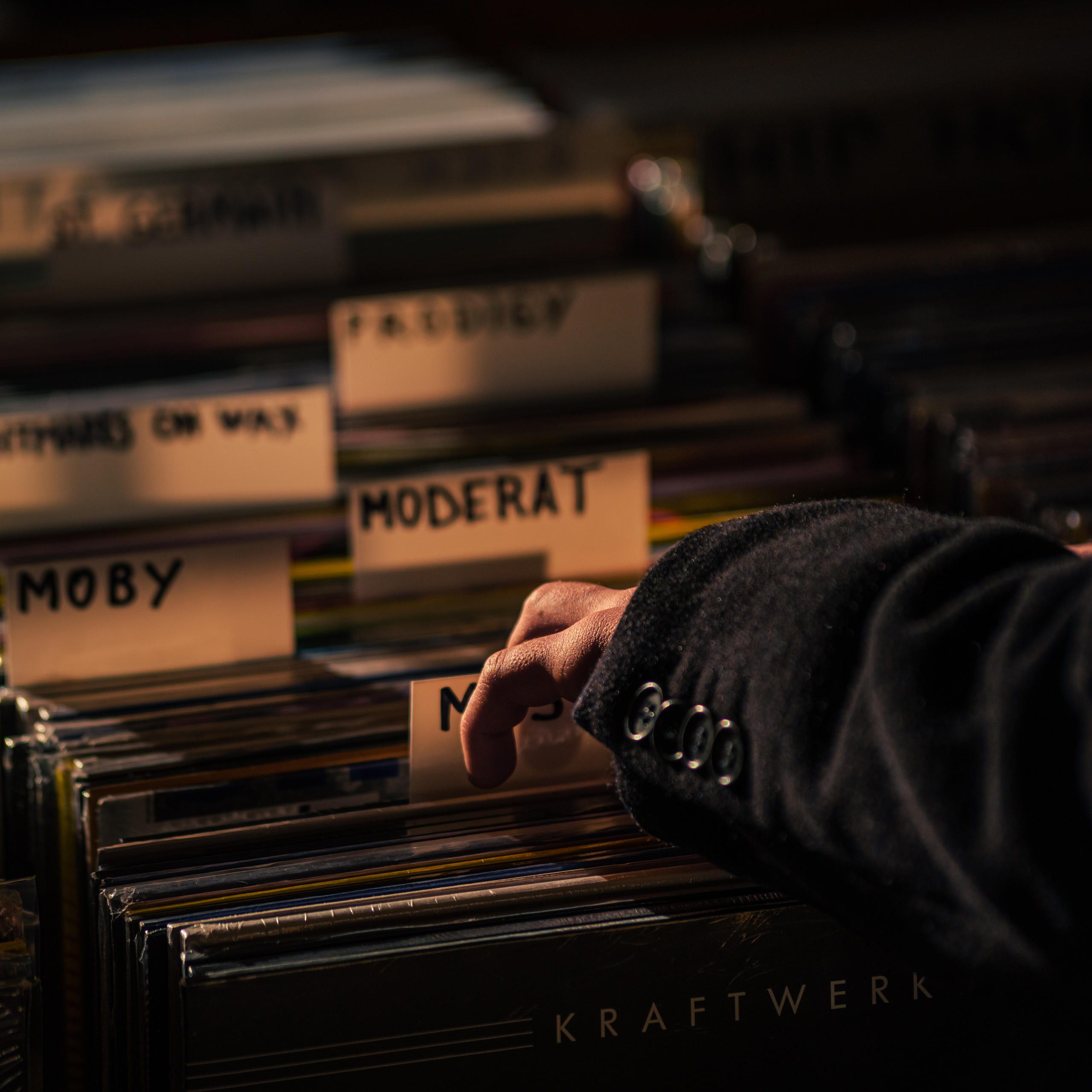 Street. Portrait and Street photographer in Vilnius Edgar Shaipunas