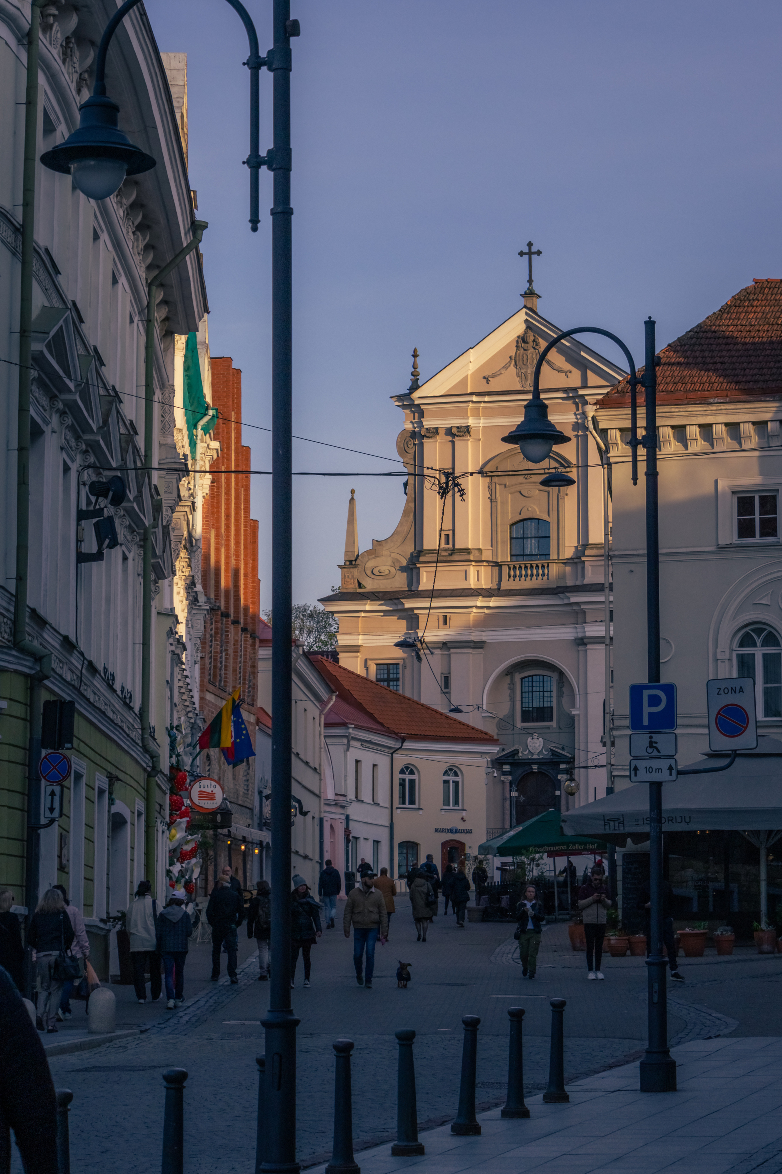 Street. Portrait and Street photographer in Vilnius Edgar Shaipunas