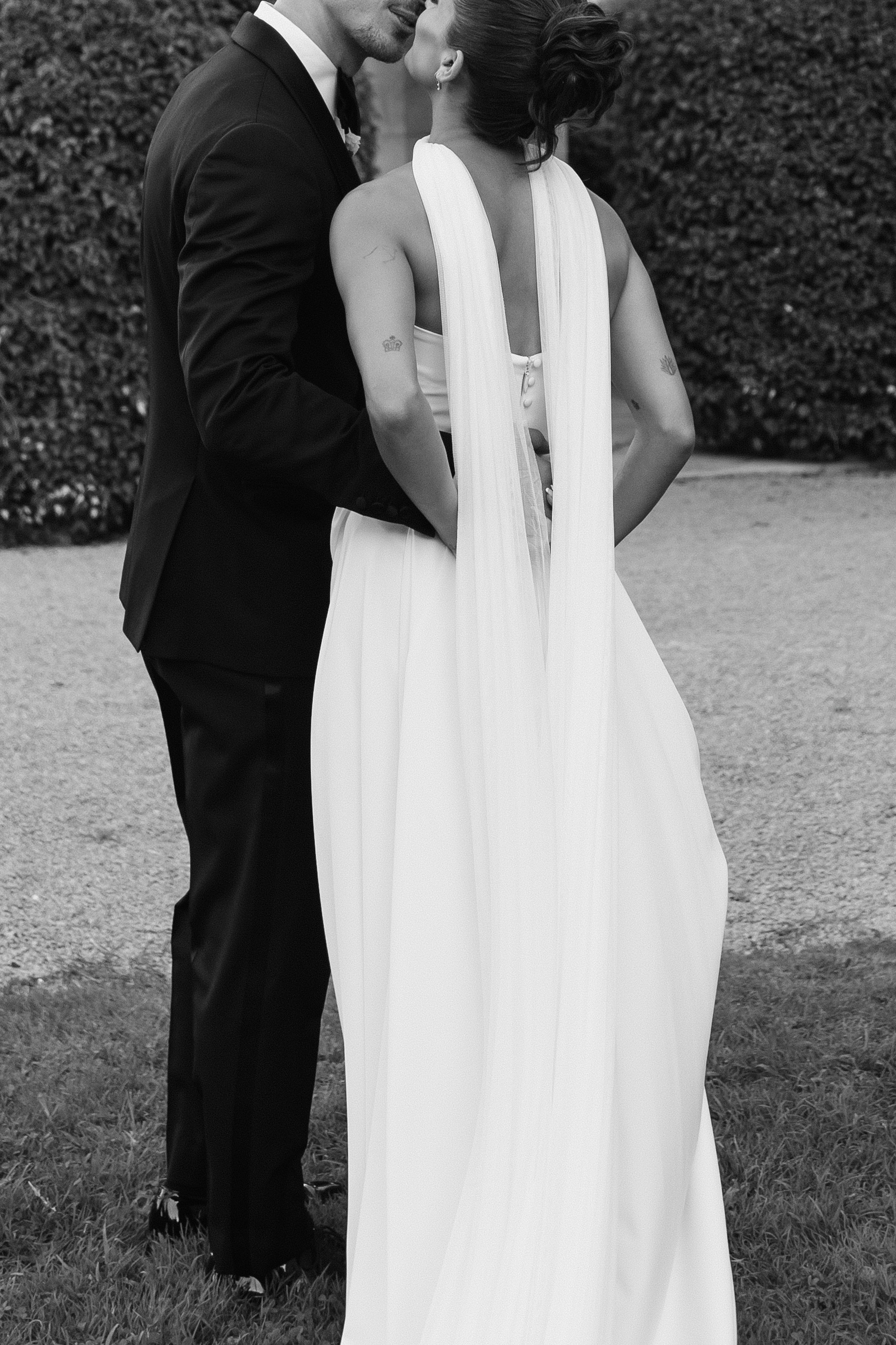 Wedding Photographer Lake Maggiore Como Italy. Wedding Photographer Rome Tuscany Como Sicily Puglia Amalfy Italy- Oksana Savenchuk