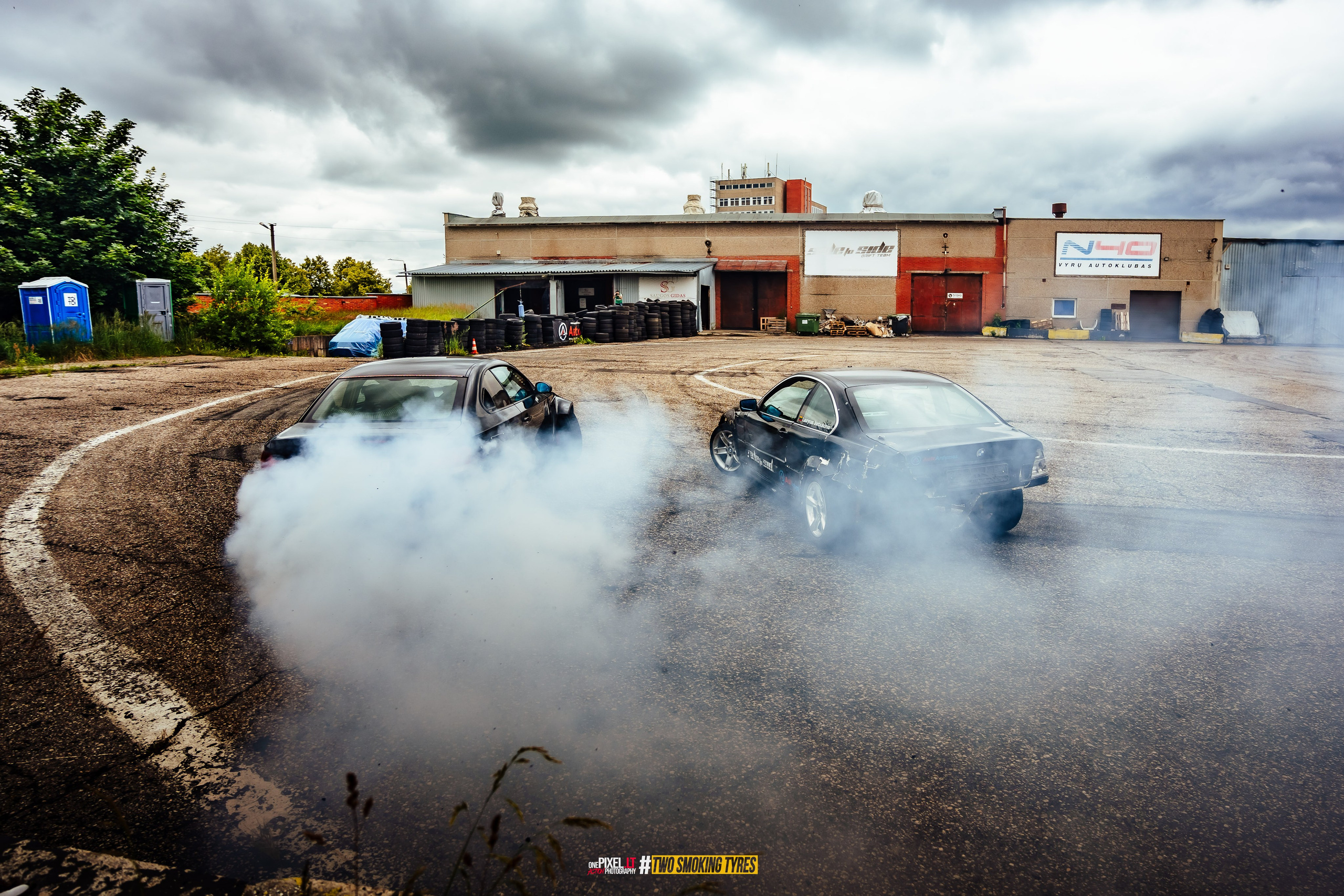 Side to Side #DRIFTDAY. OnePIXEL