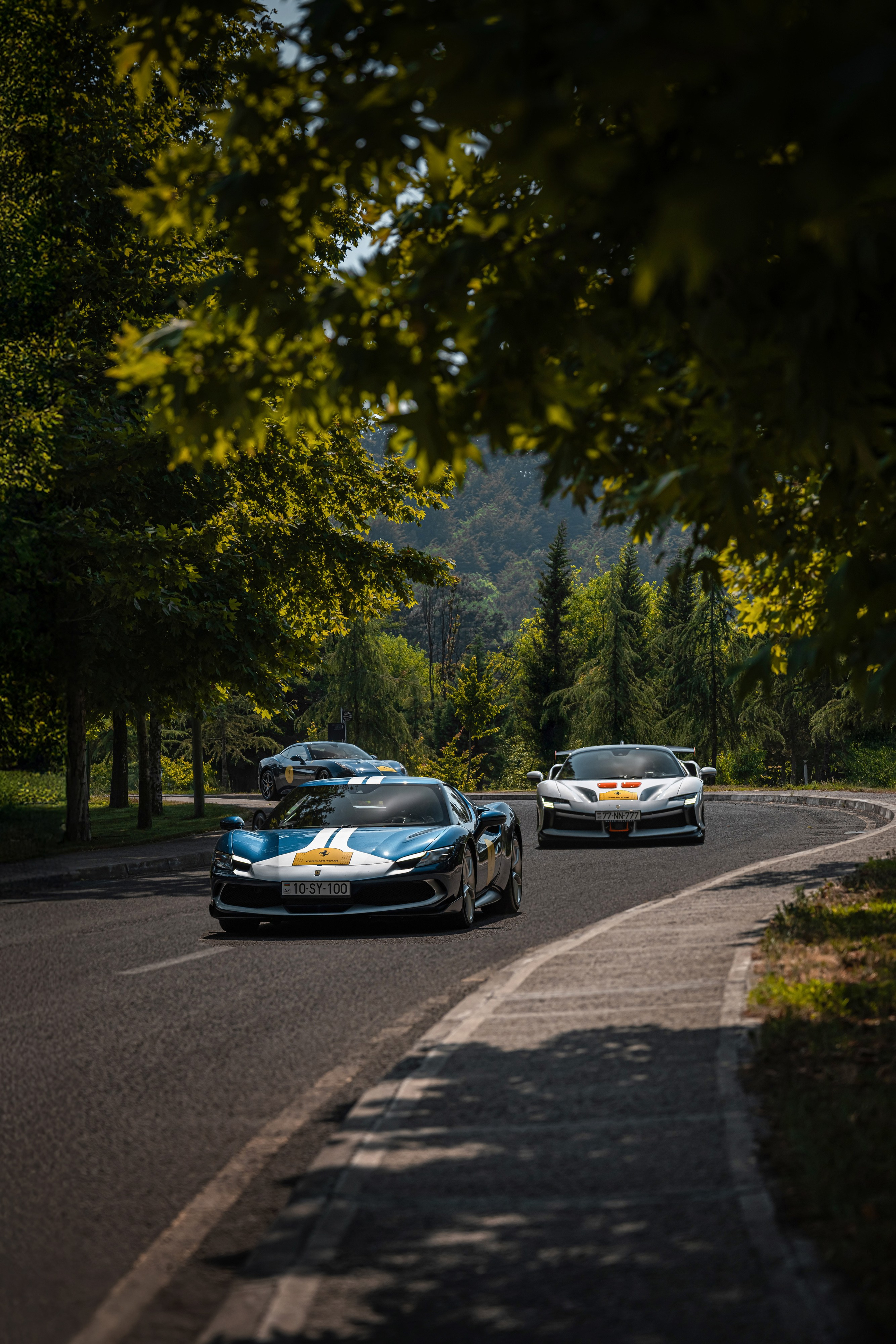 FERRARI. WORLDWIDE COMMERCIAL AUTOMOTIVE PHOTOGRAPHER