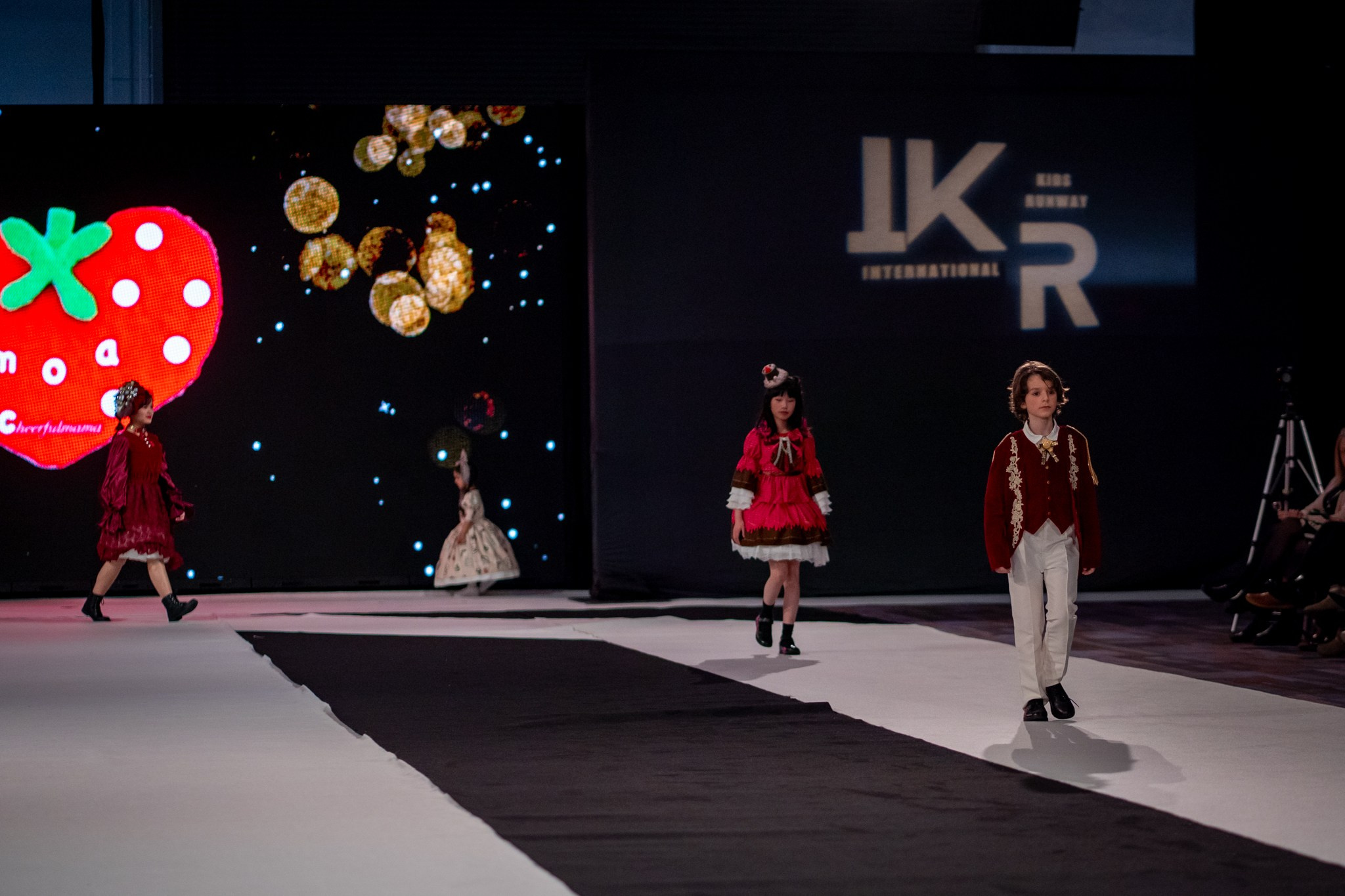 IKR Runway. Vancouver Kids Photographer