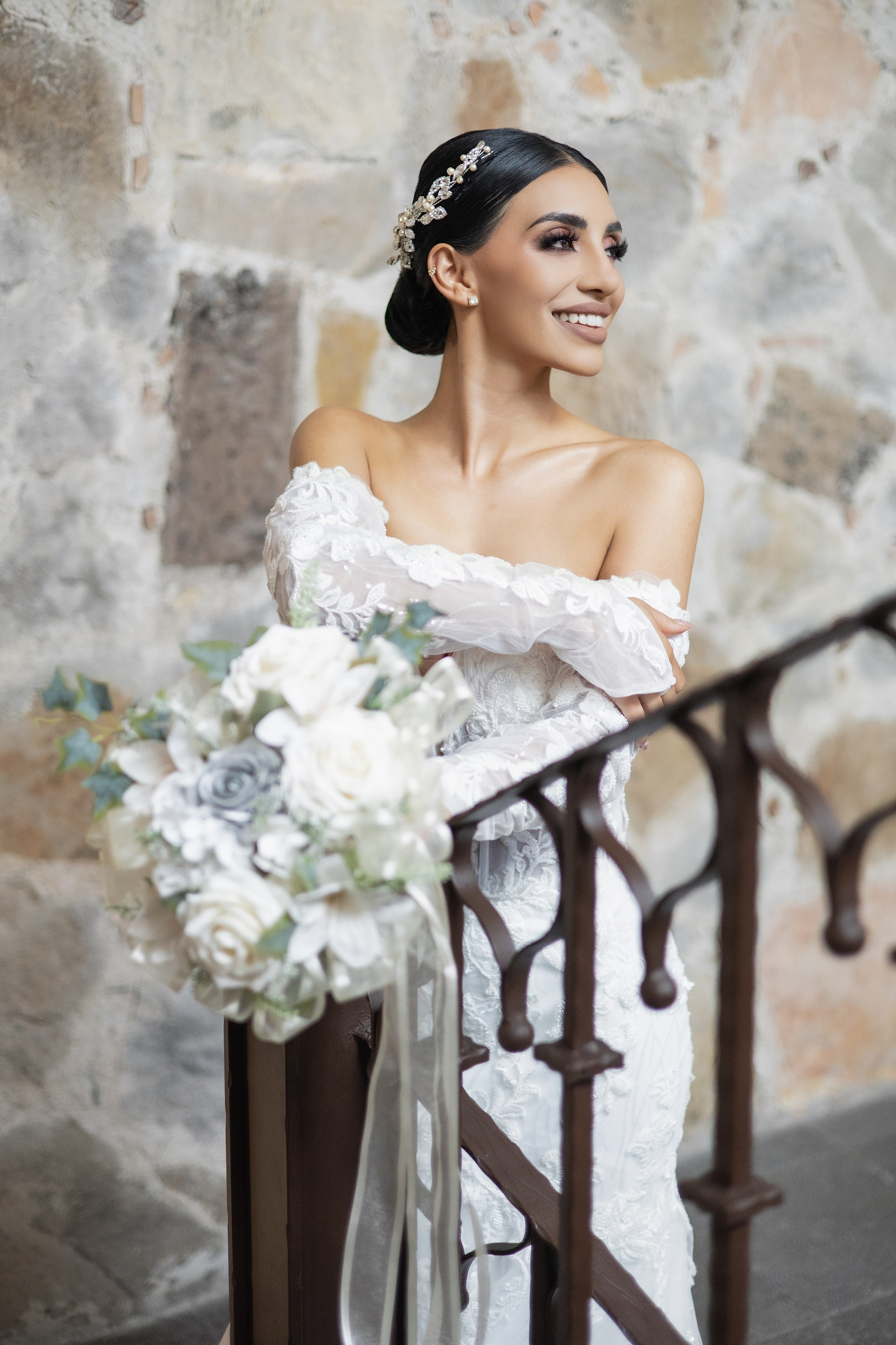 GETTING READY. JESÚS MEJÍA