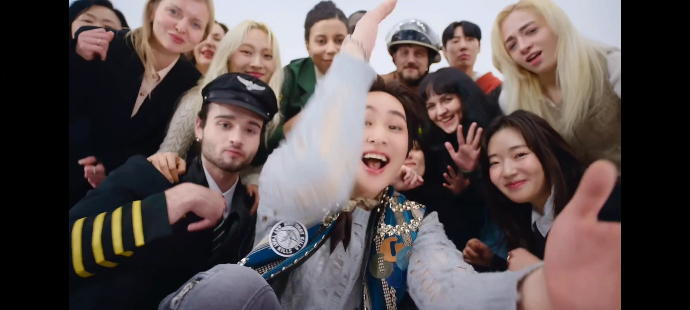 K-POP IDOL SOLO MV ONEW “ANIMALS” — extra, 18/03/2025. Photographer in Seoul Dobrokvashina Natalya