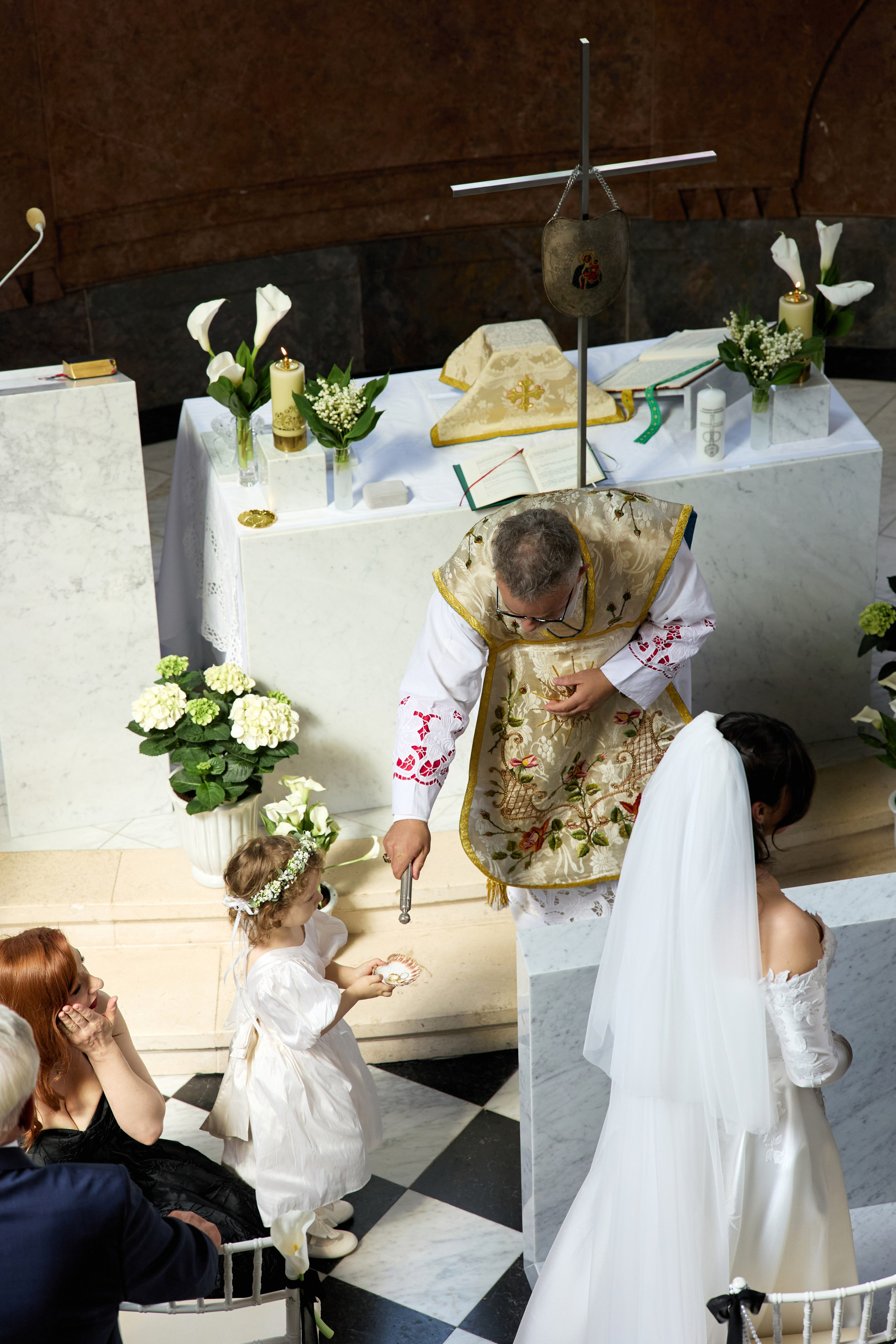 Wiktoria & Kacper. Pałac Goetz. Fotograf ślubny i rodzinny w Krakowie Yana Klymova