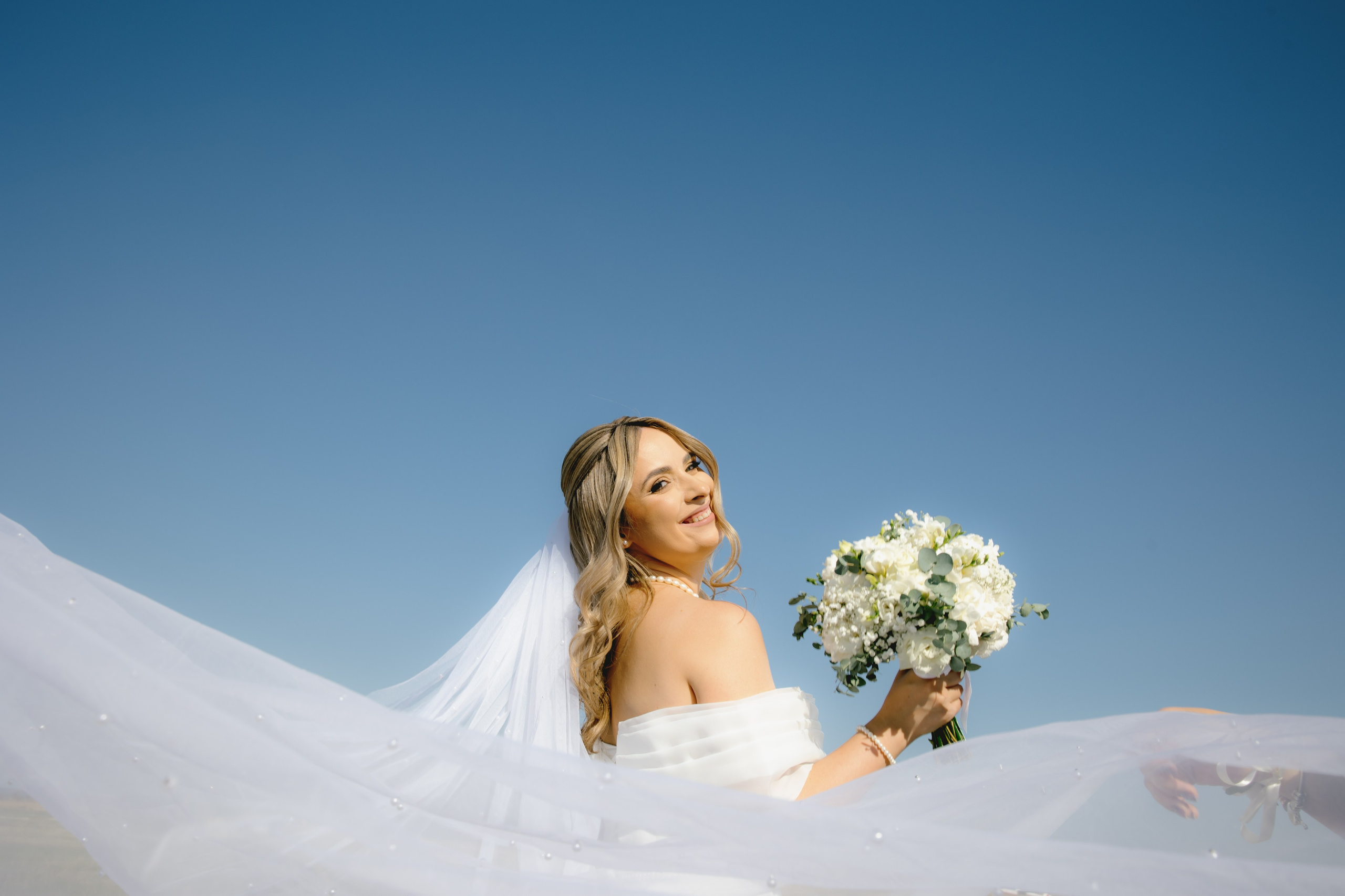 Bianca & Mihnea Pitesti. MDimaFotoStudio. Fotograf de nuntă, evenimente private și de familie