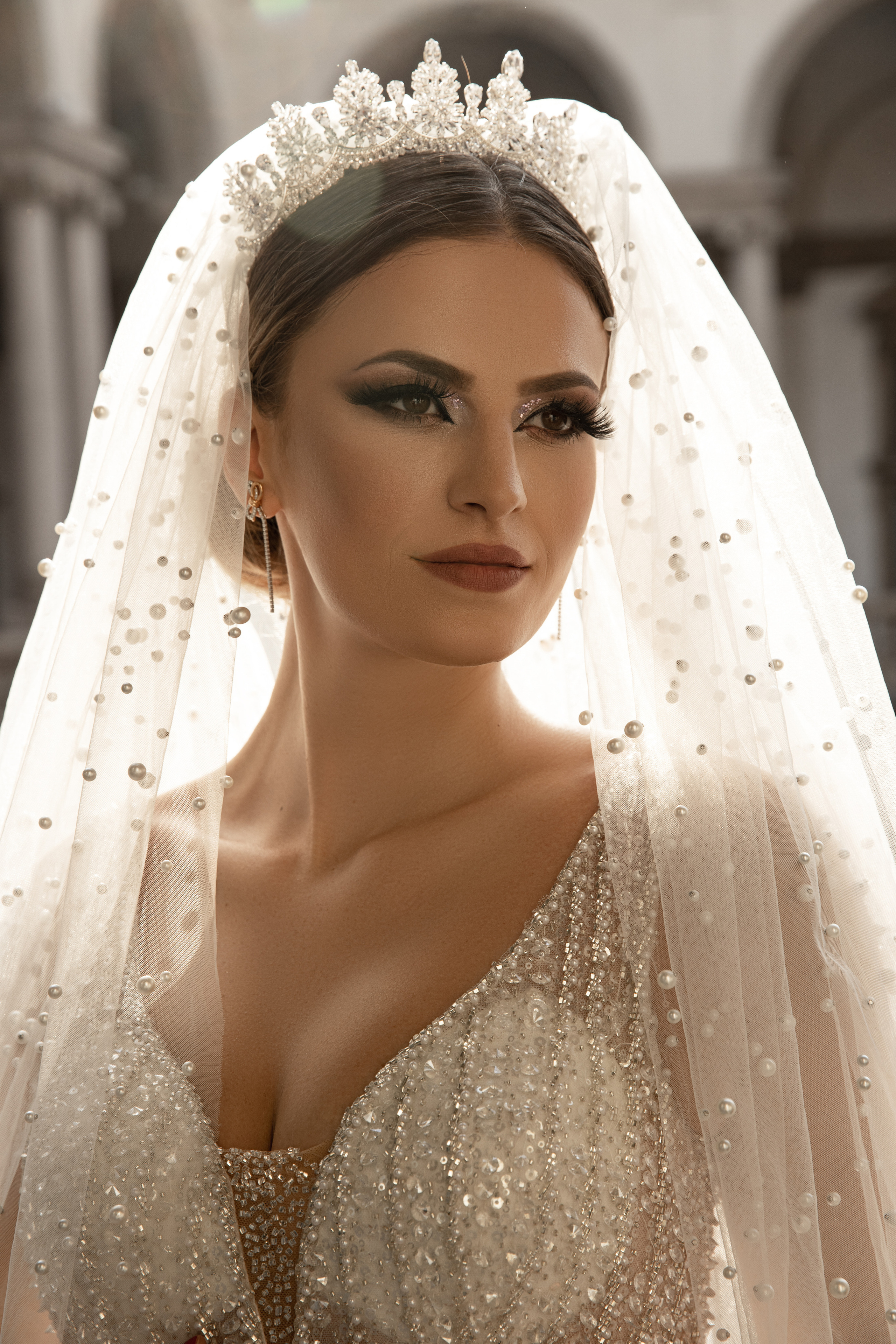 WEDDING. Photo and video production. Editing & retouching services. Training