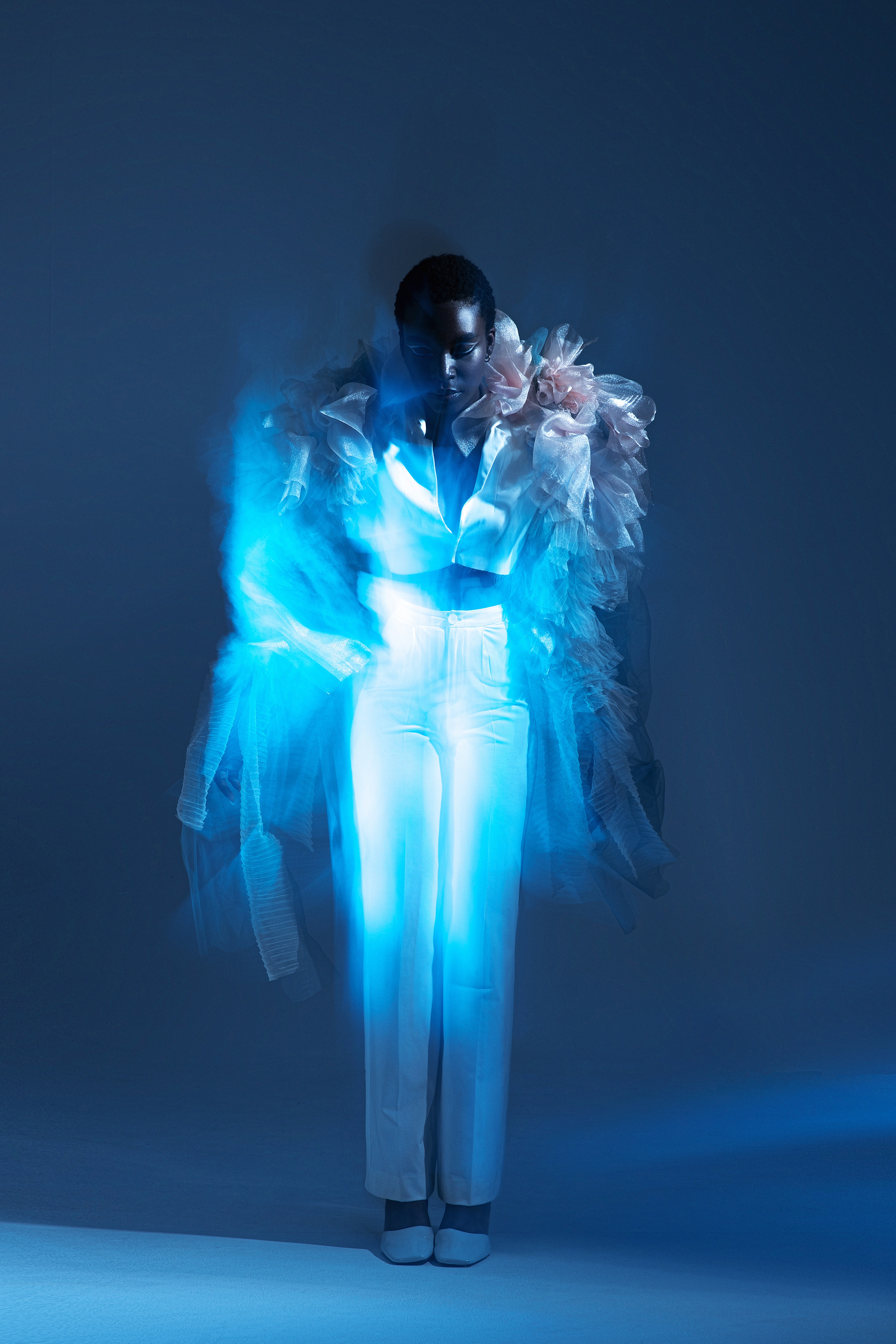 ADVERTISING. Photo and video production. Editing & retouching services. Training