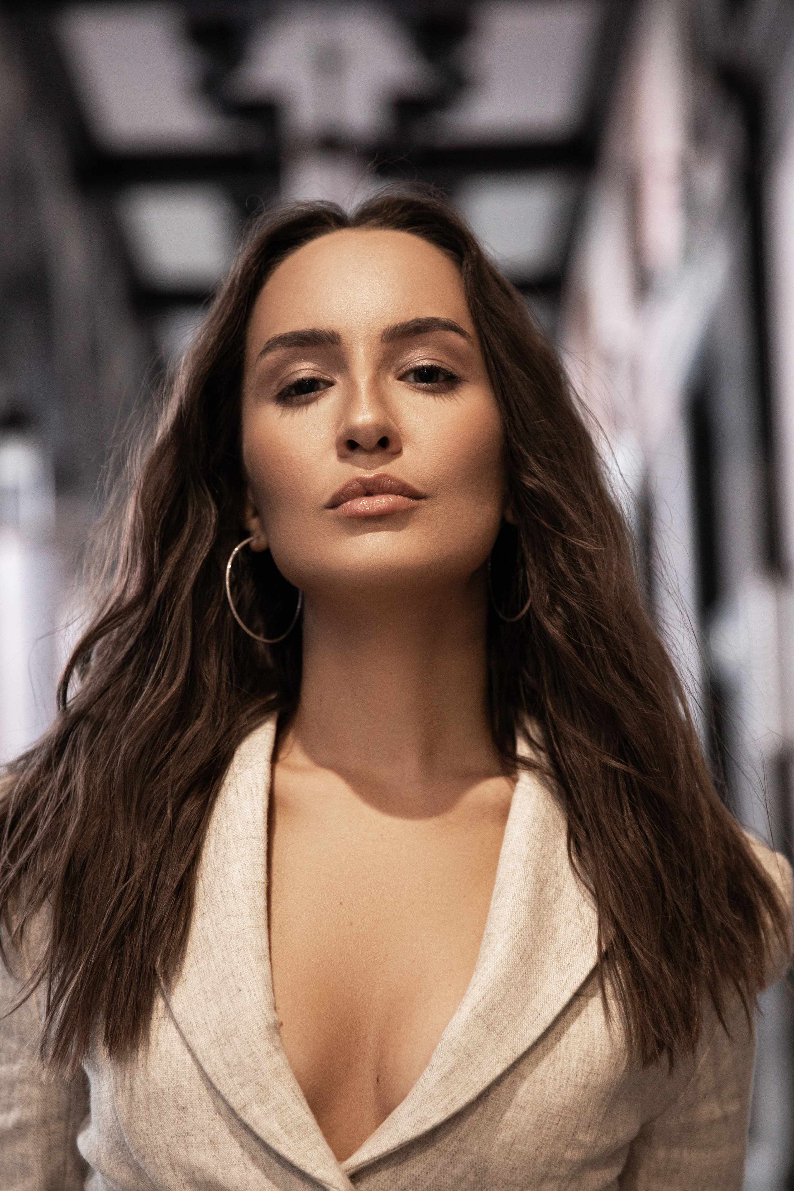 PORTRAIT. Photo and video production. Editing & retouching services. Training