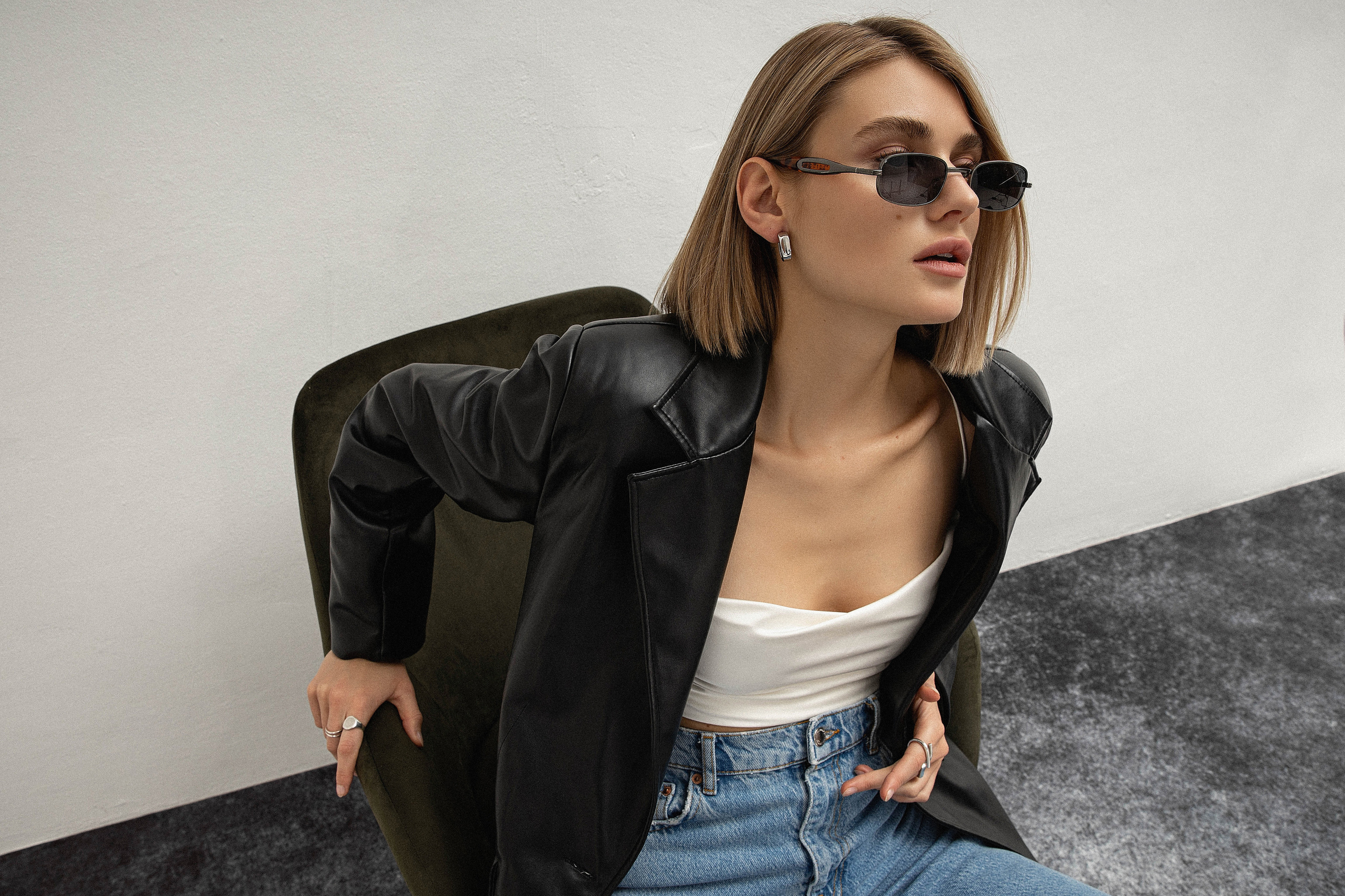 LOOKBOOK. Photo and video production. Editing & retouching services. Training