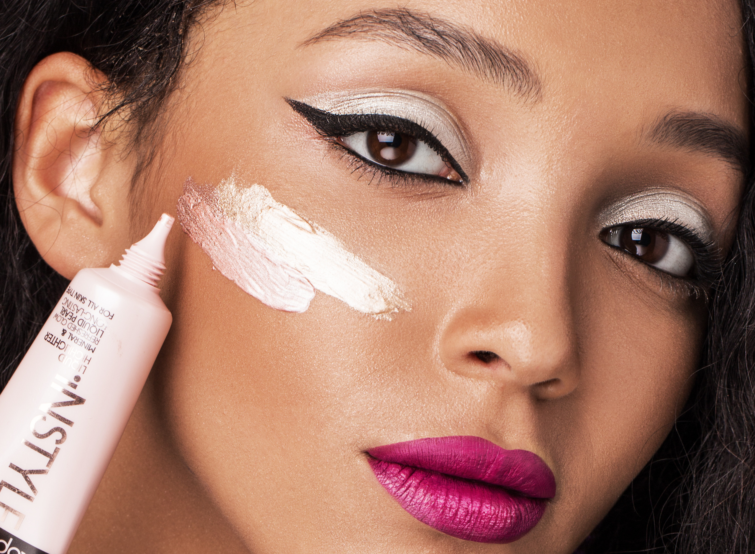 ADVERTISING. Photo and video production. Editing & retouching services. Training