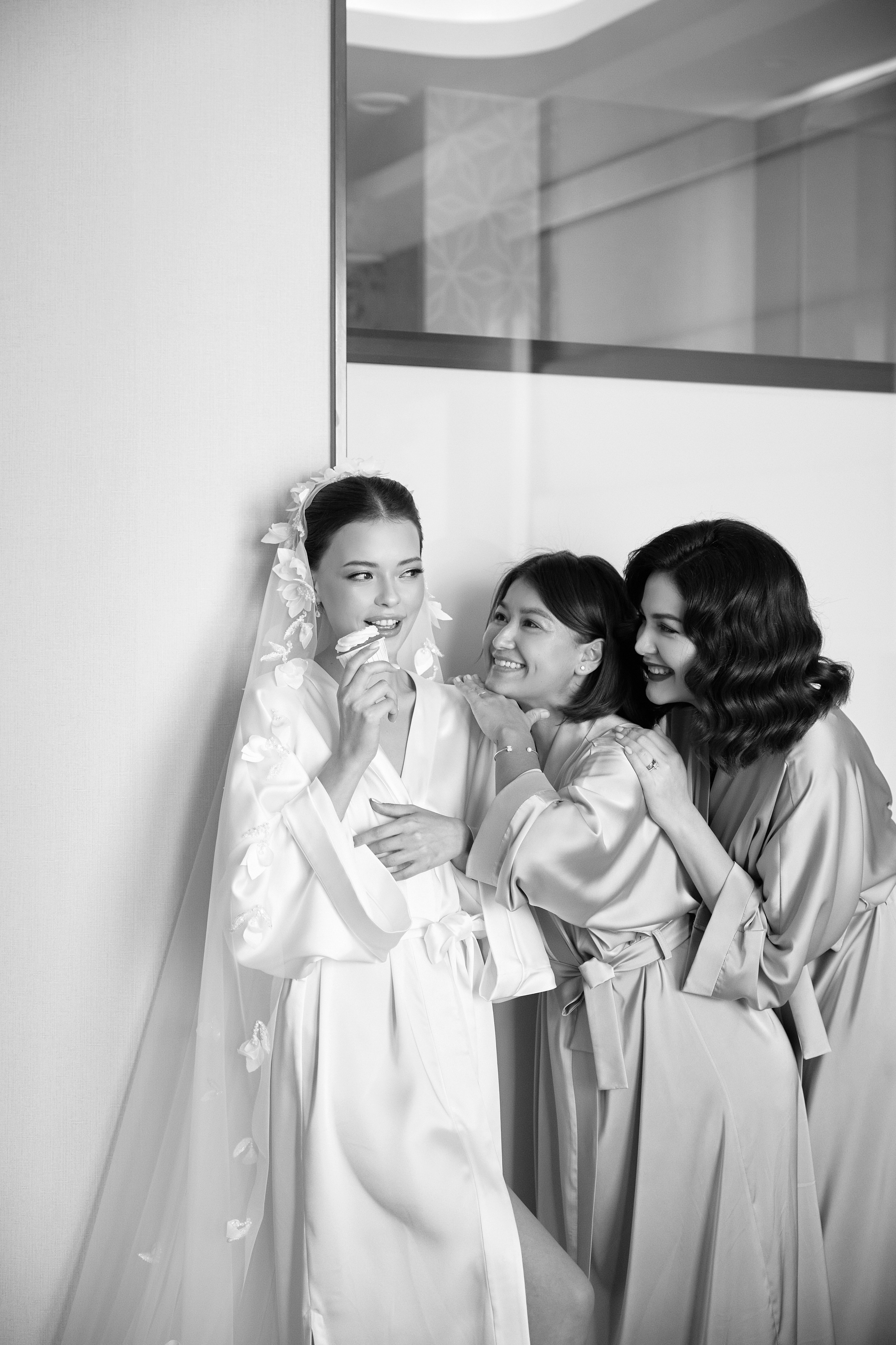 Bonu's bride's morning. Анна Канаки — семейный и свадебный фотограф