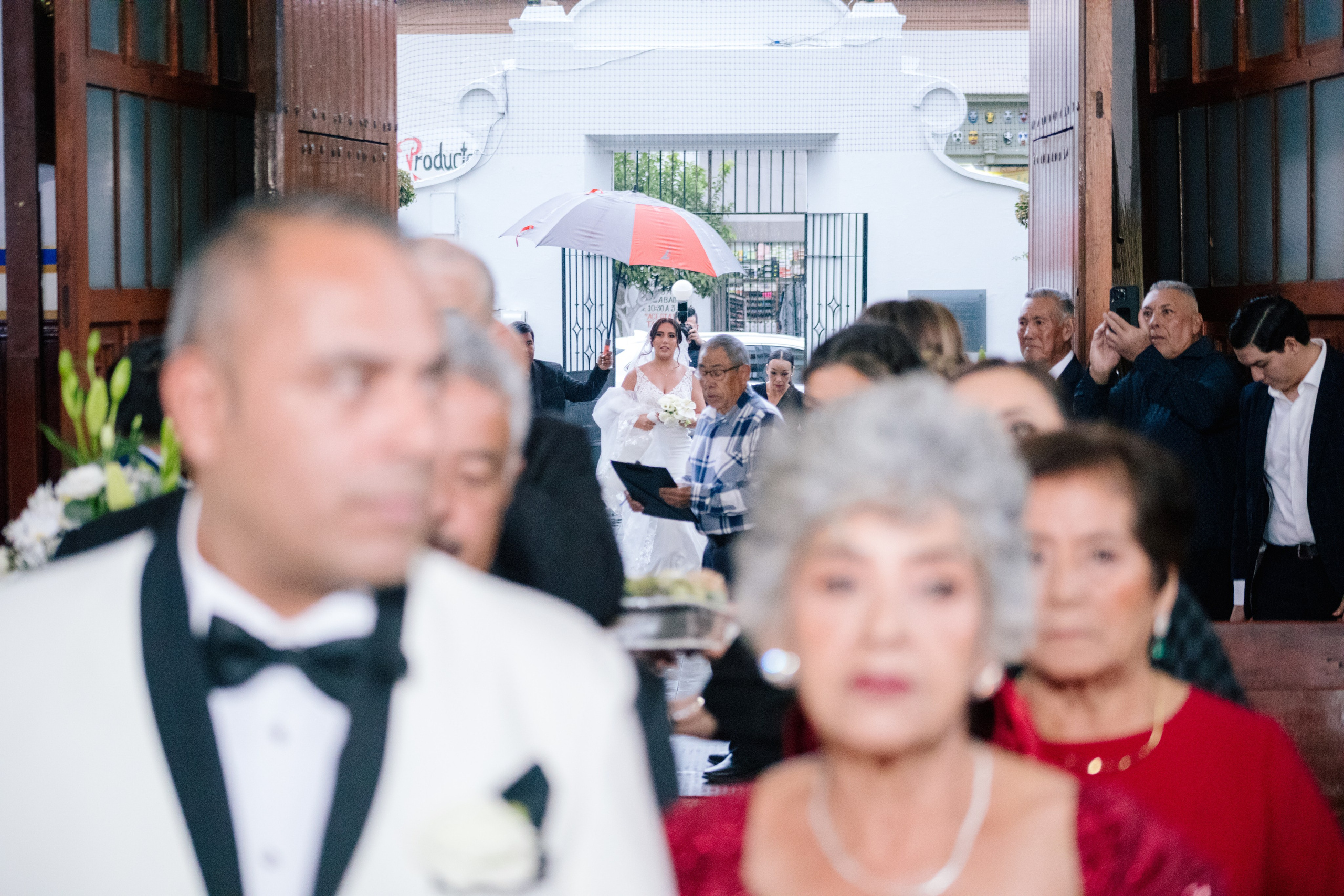 Alejandra y Salvador. Principal