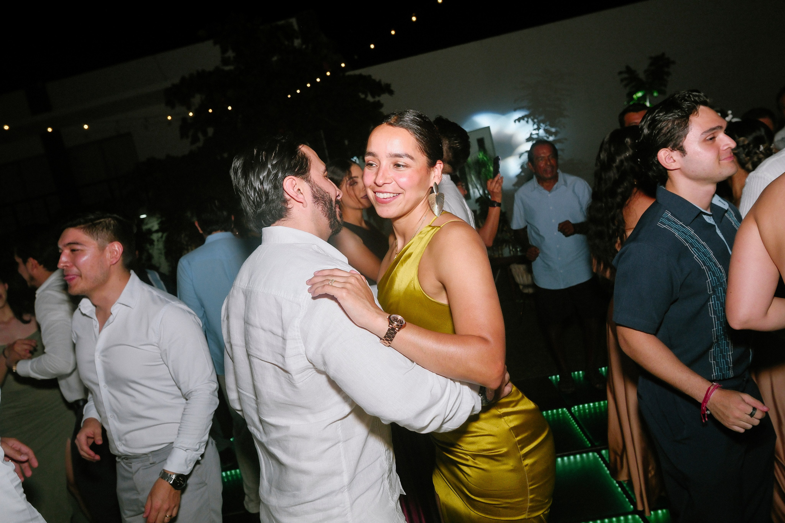 Ney & Cris / Acapulco. Wedding and family photographer in Mexico City