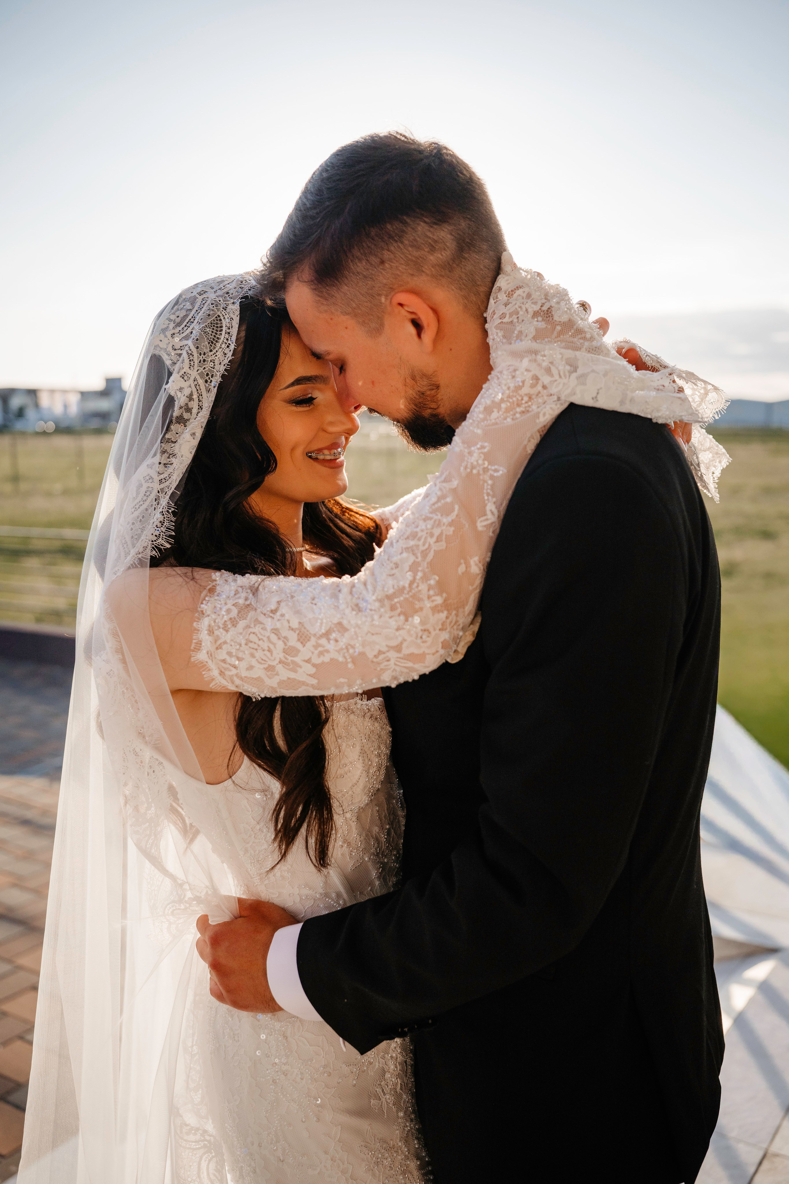 🤎 I o a n a & R o b e r t — Wedding Day Preview. Wedding & Family Photographer