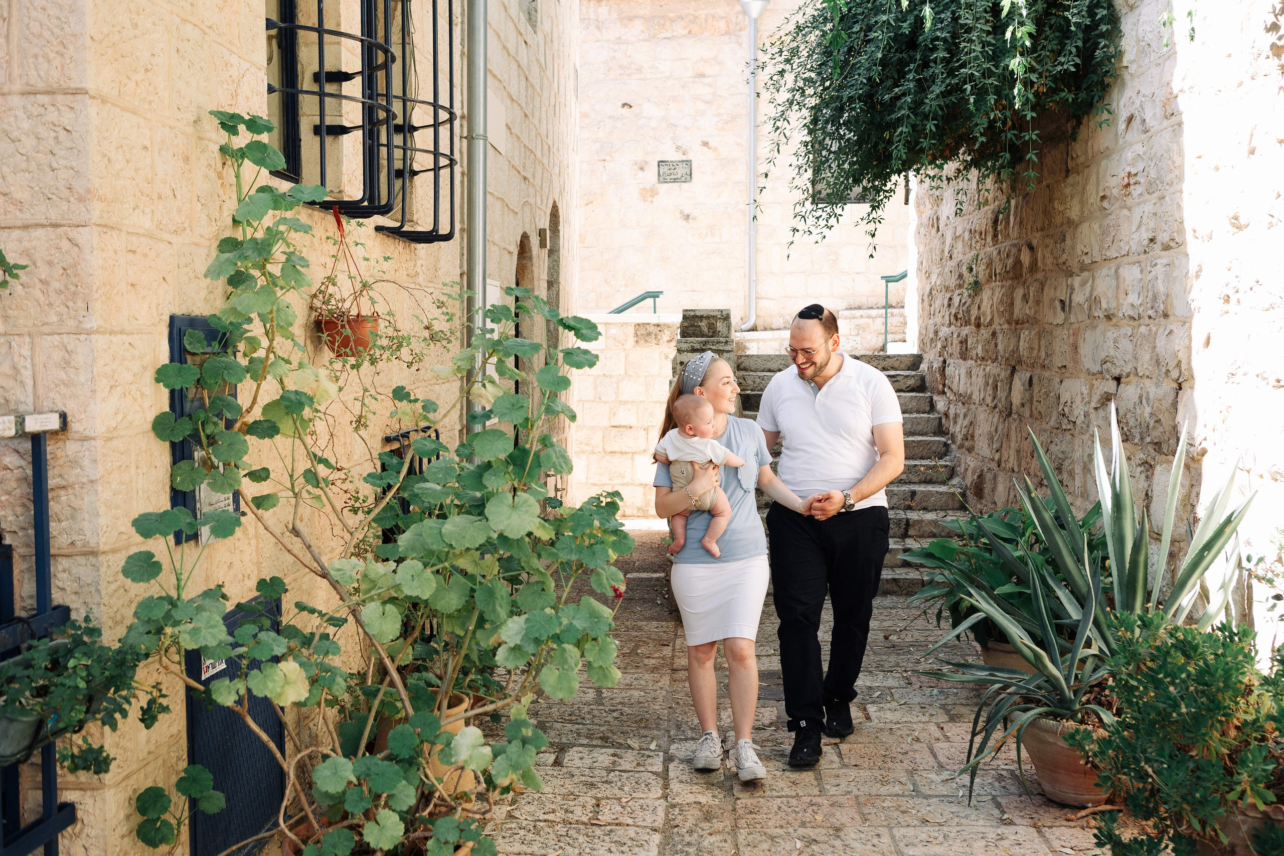 MINI PHOTO SEMMON IN YAMIN MOSHE (MORNING). Https://shi-photo.com/