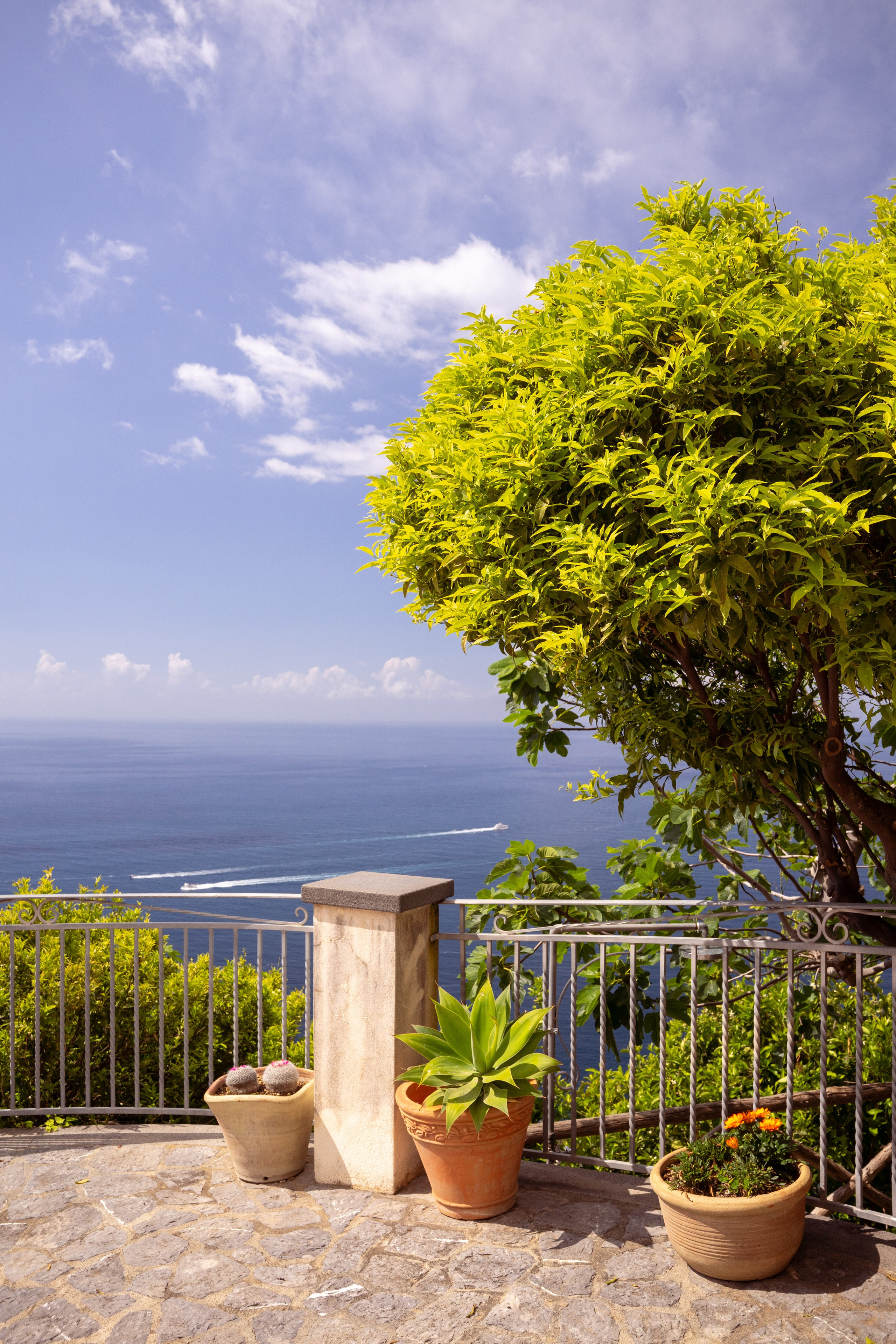 Furore Il Limonetto. Hotel and travel photographer