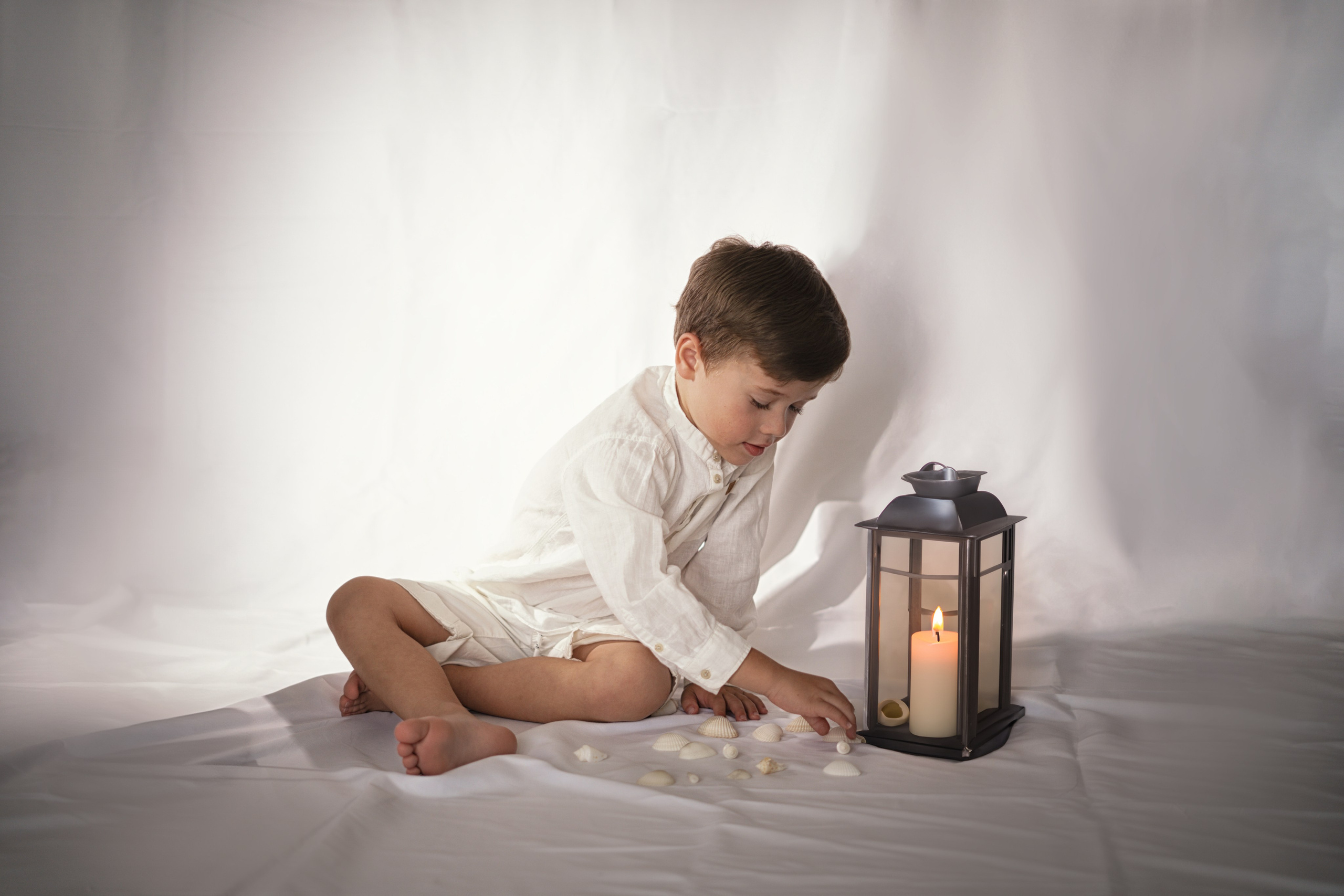 Kids Photoshoot in Abu Dhabi — Real Emotions & Genuine Moments. Mariia Safronova is your photographer in Abu Dhabi and Dubai