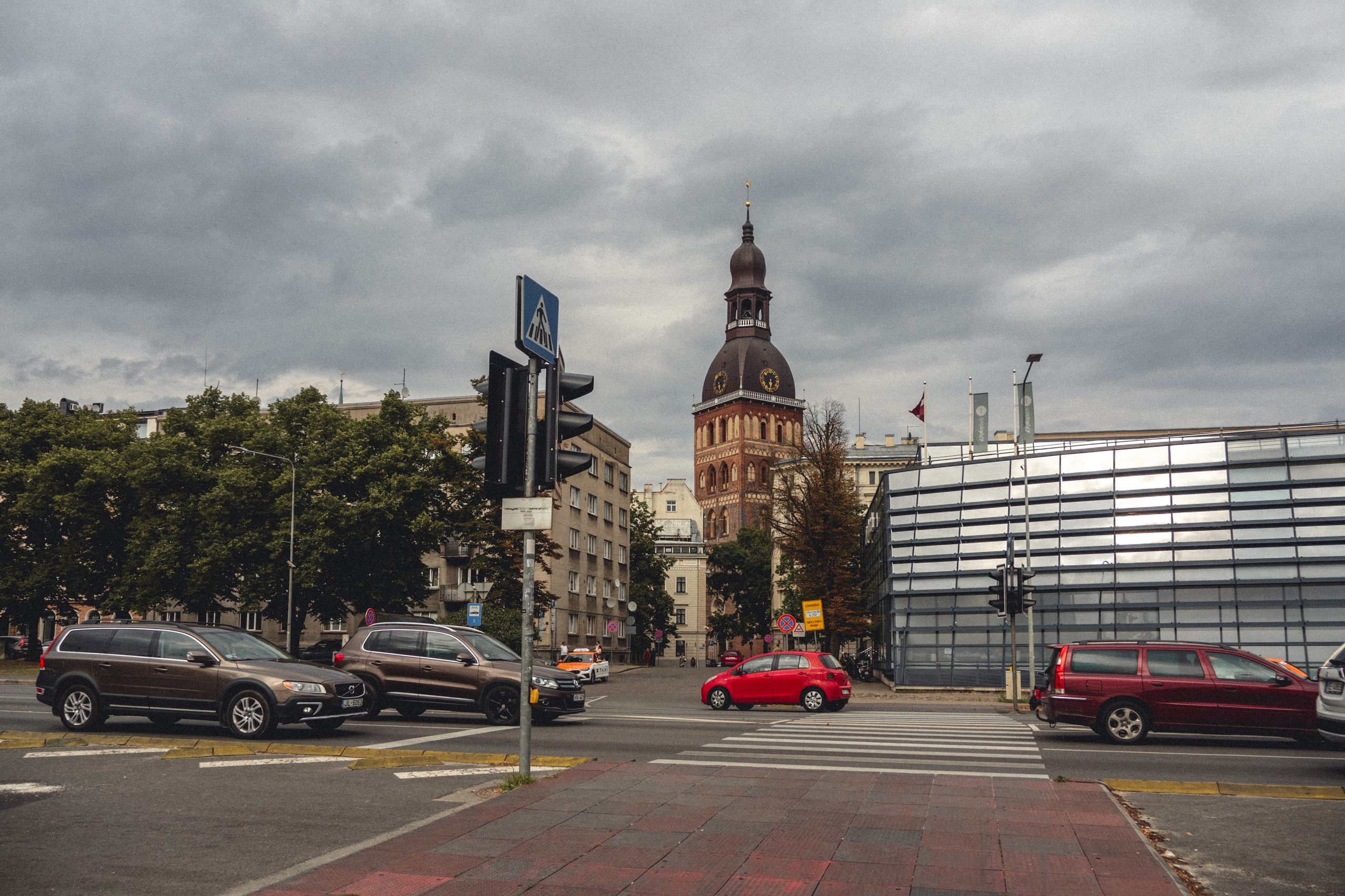 Voyage à Riga. Photographe sur Cote d’Azur. Portraits de familles, couples, enfants, événements