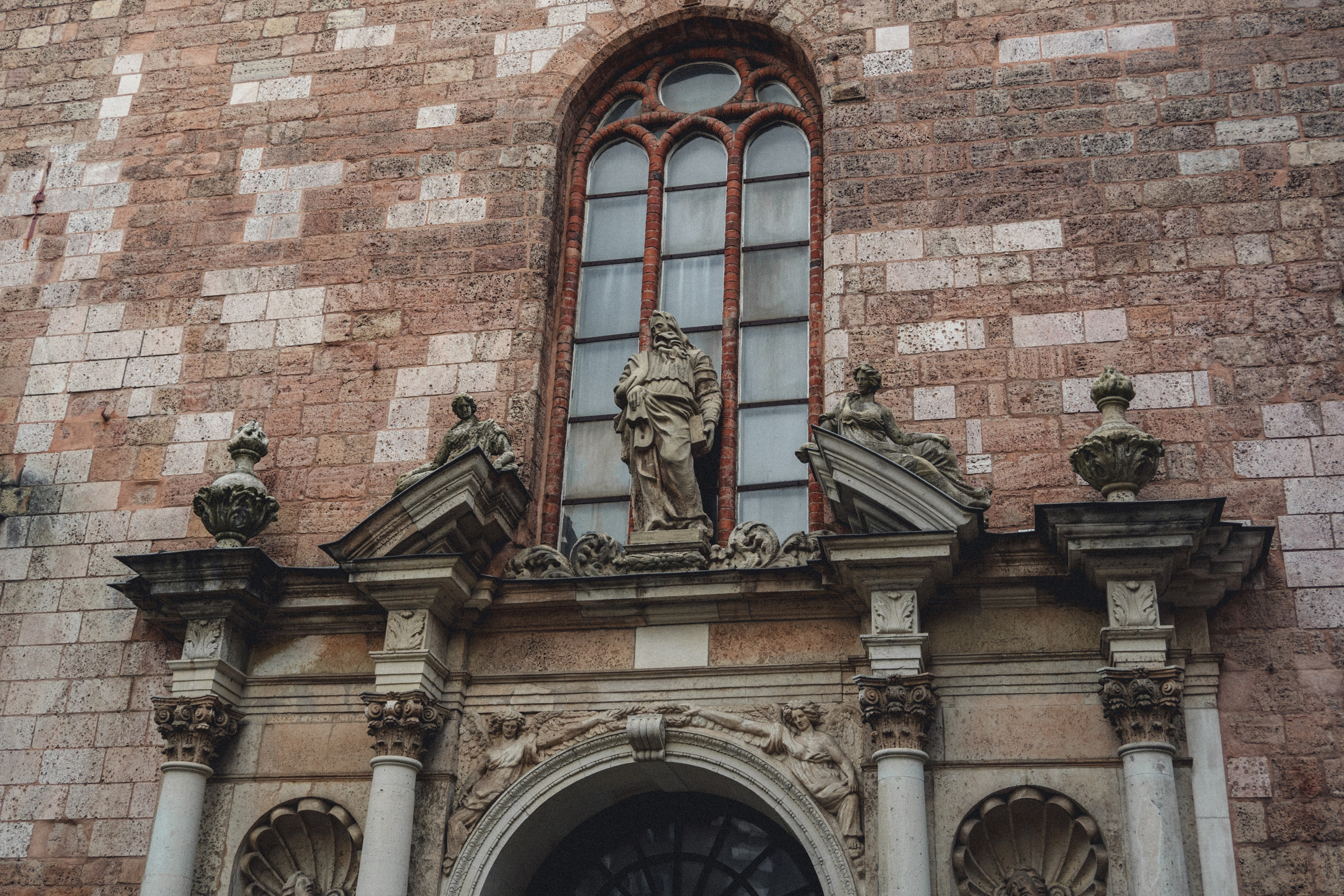 Voyage à Riga. Photographe sur Cote d’Azur. Portraits de familles, couples, enfants, événements