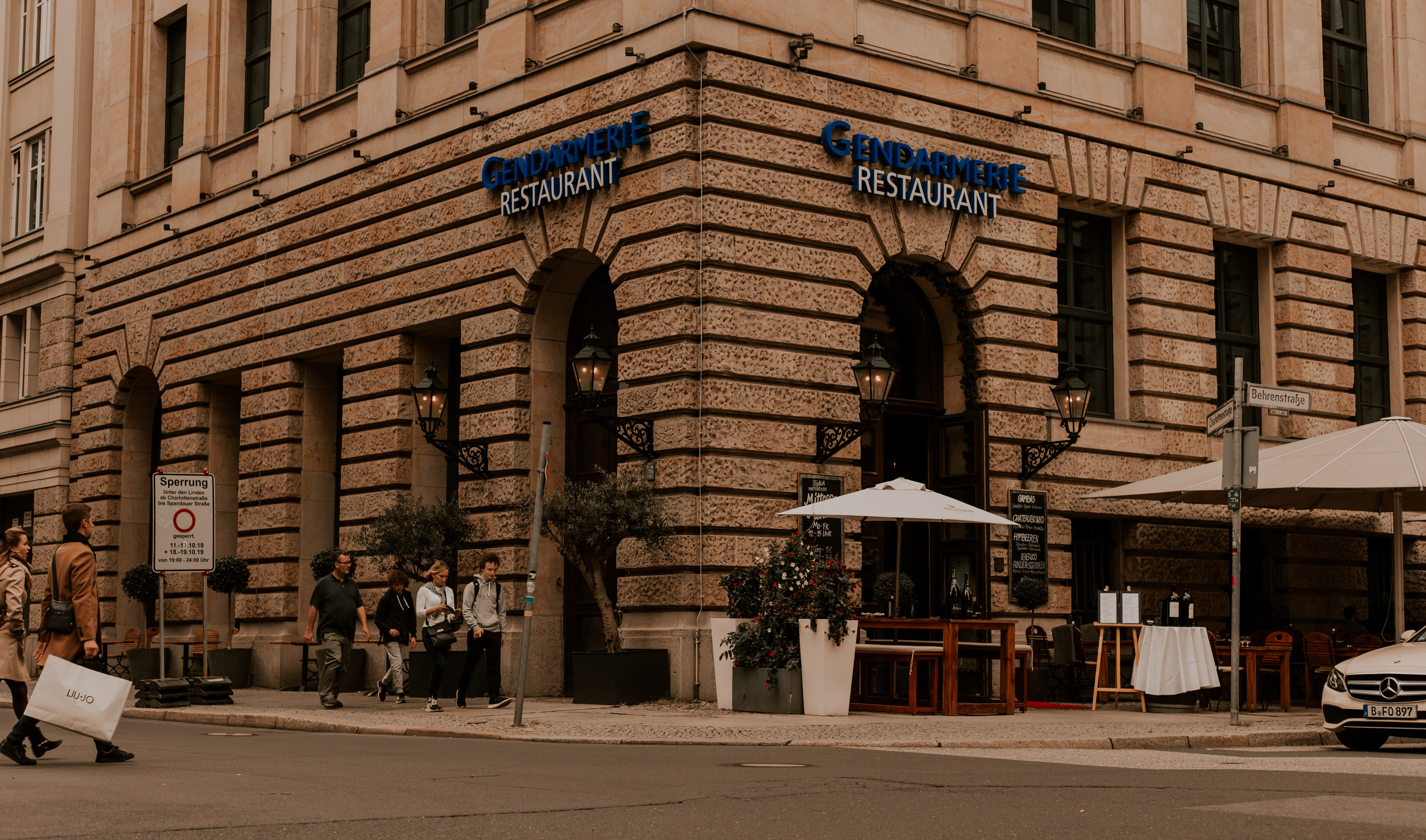 Travel & Street. Mario Jelikic Photography