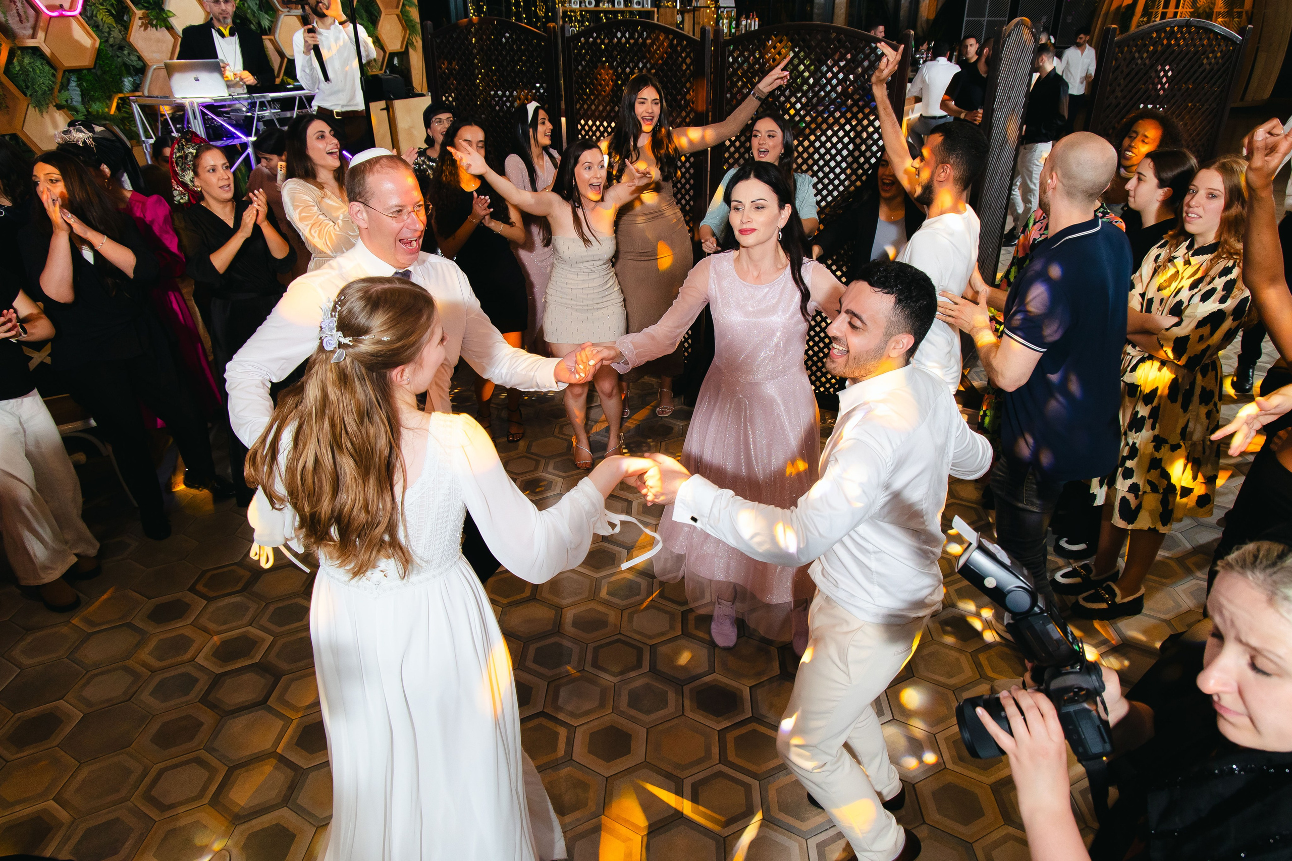 Heart to Heart. Https://shi-photo.com/