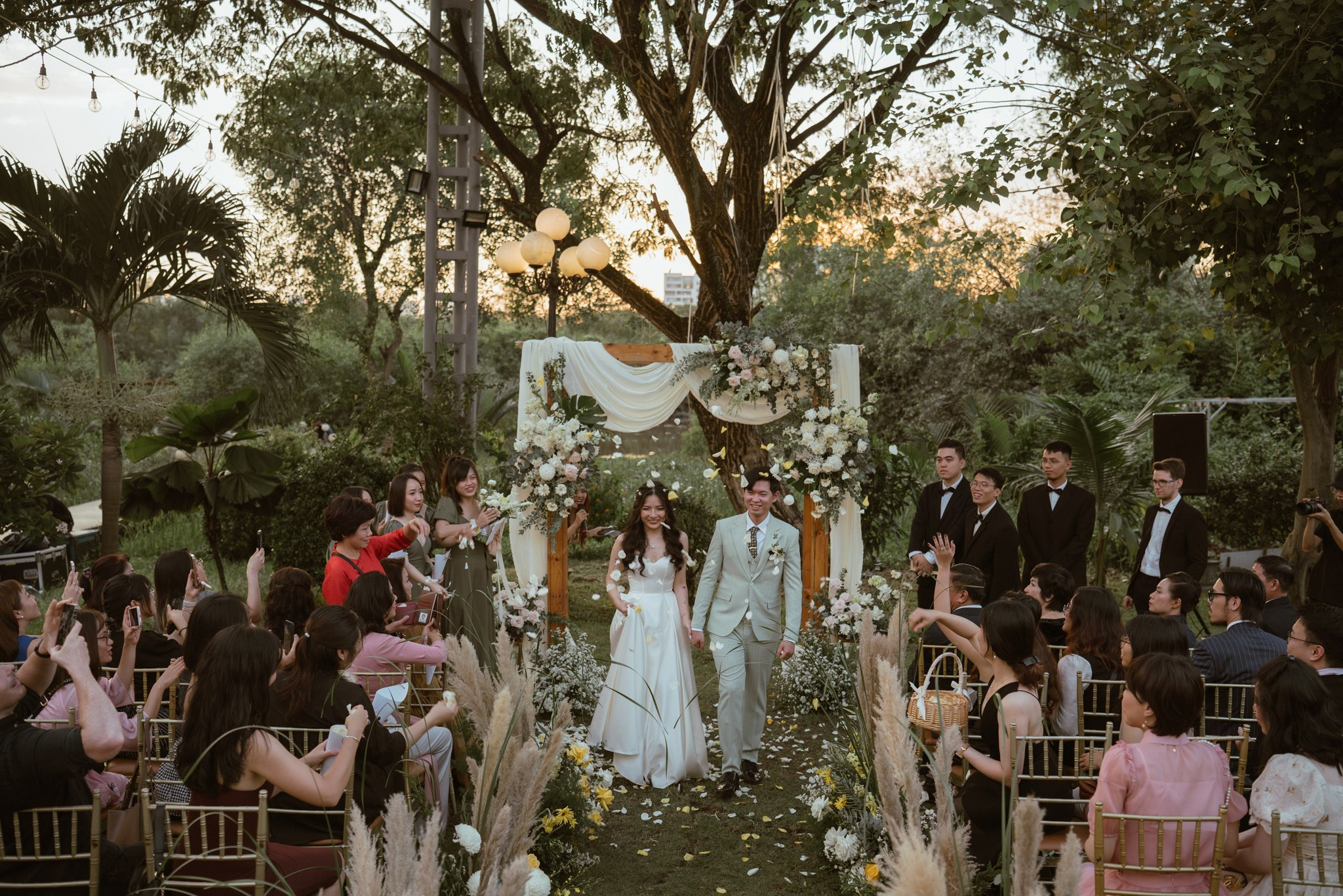 DUNG & ANH. WEDDING PHOTOGRAPHER IN VIETNAM