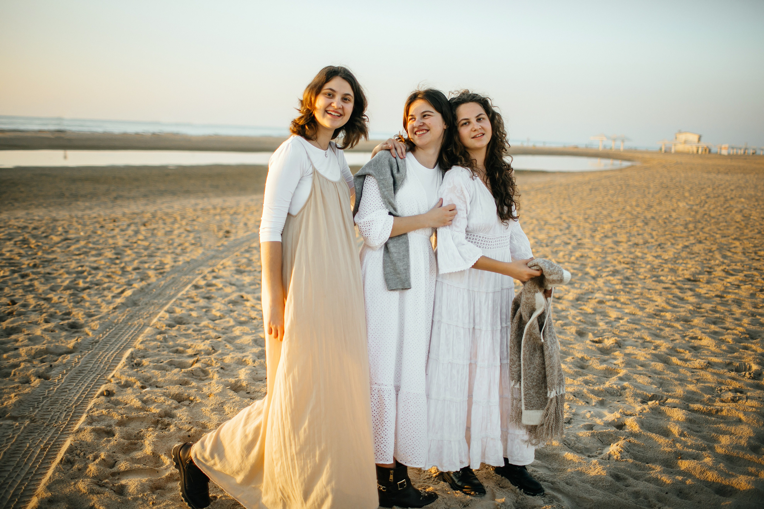 3 sisters Netanya. Family photographer in Israel