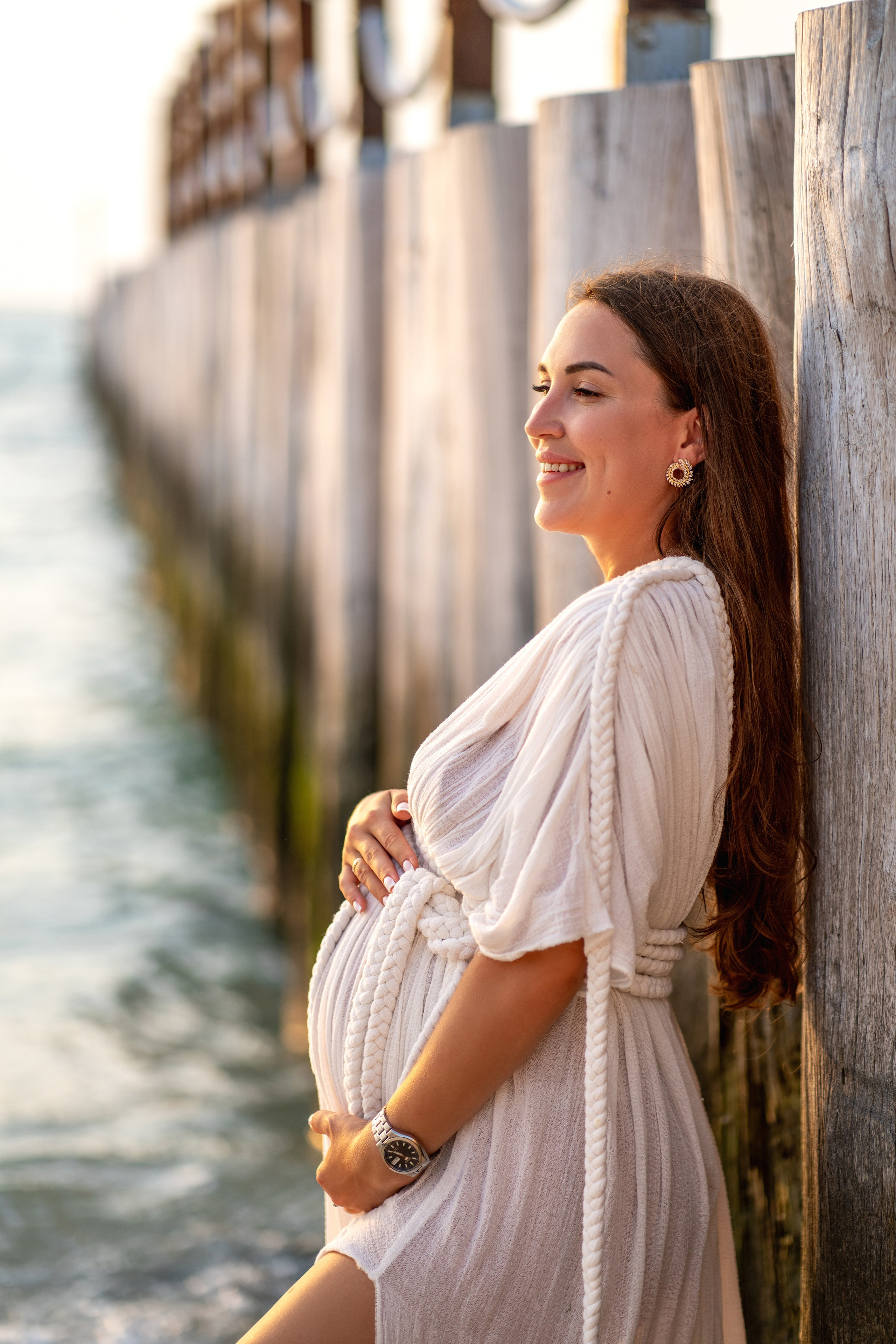 Golden hour, growing love. Angela Iakovleva — Family Photographer in Dubai