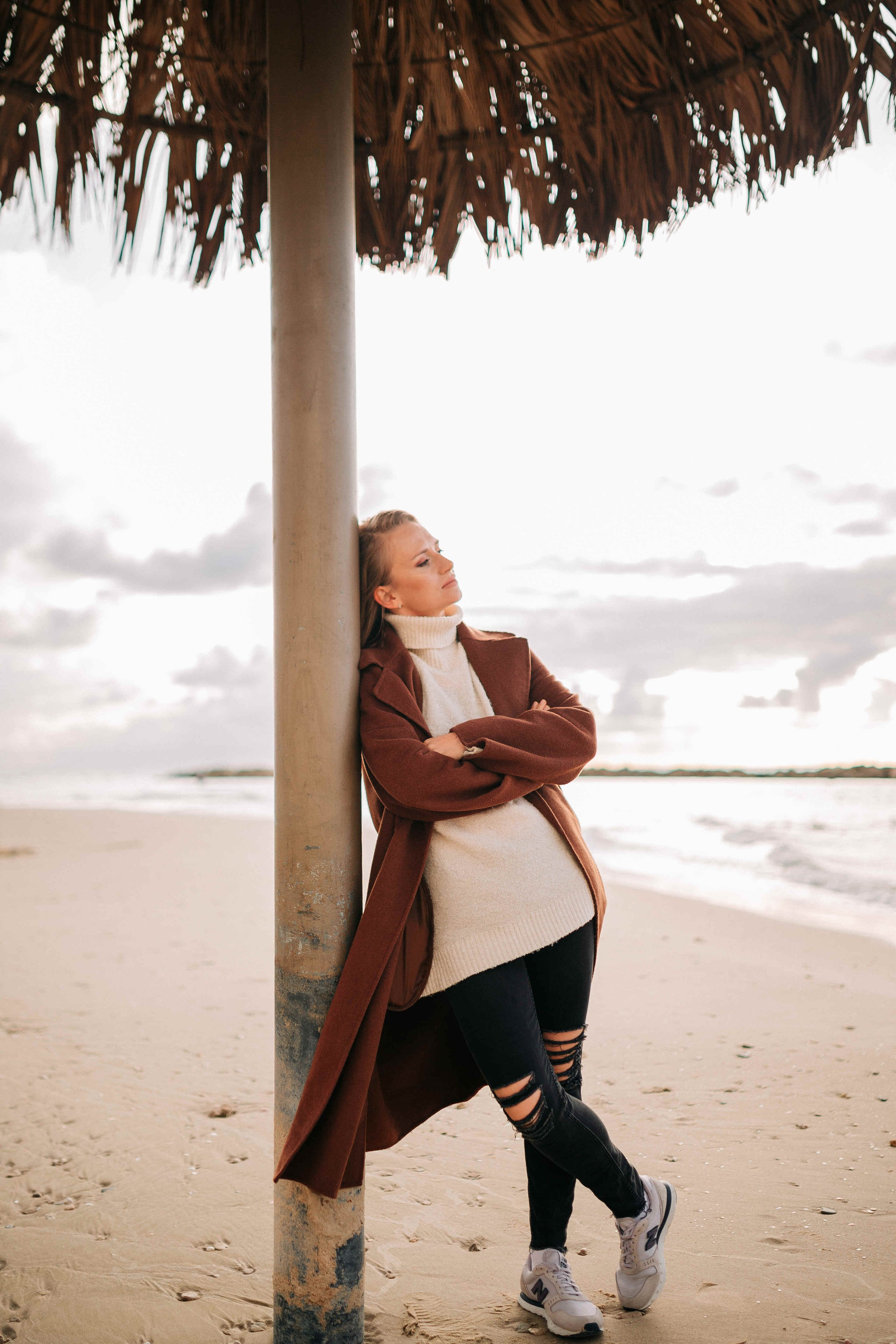 WINTER PHOTOSESSION AT THE SEA. Https://shi-photo.com/