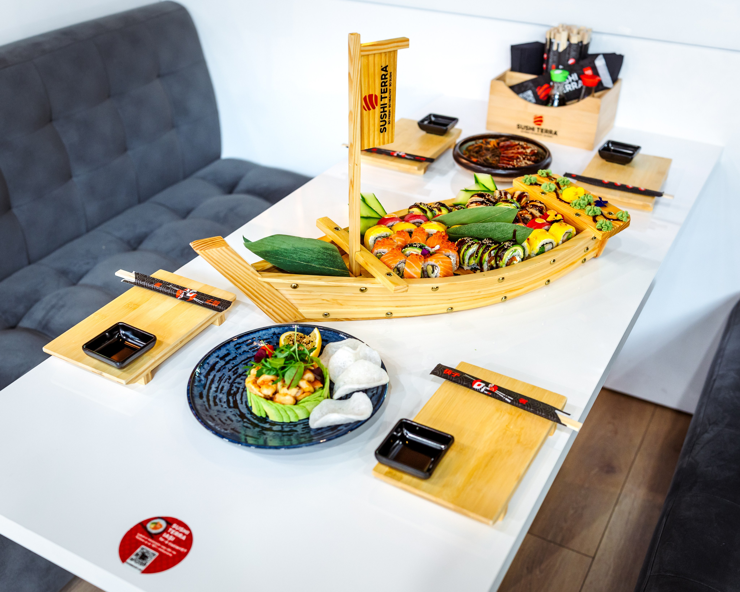 Sushi Terra. Marius Ciocan