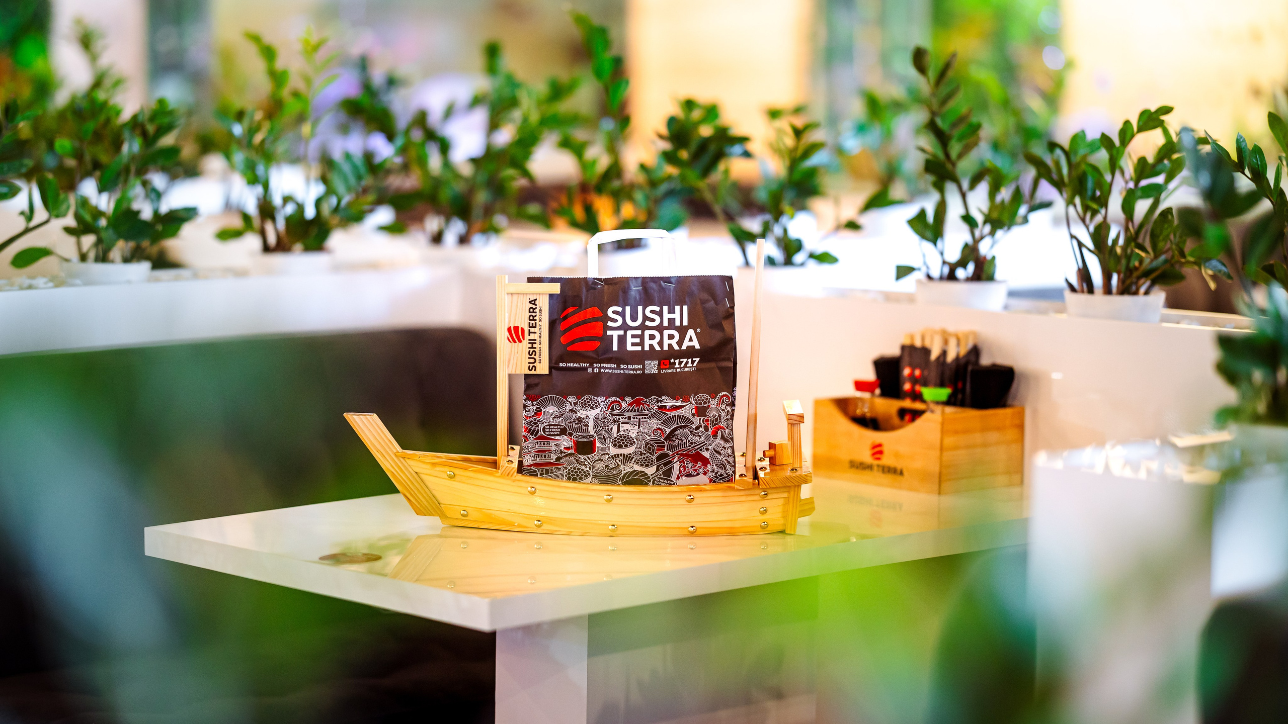 Sushi Terra. Marius Ciocan