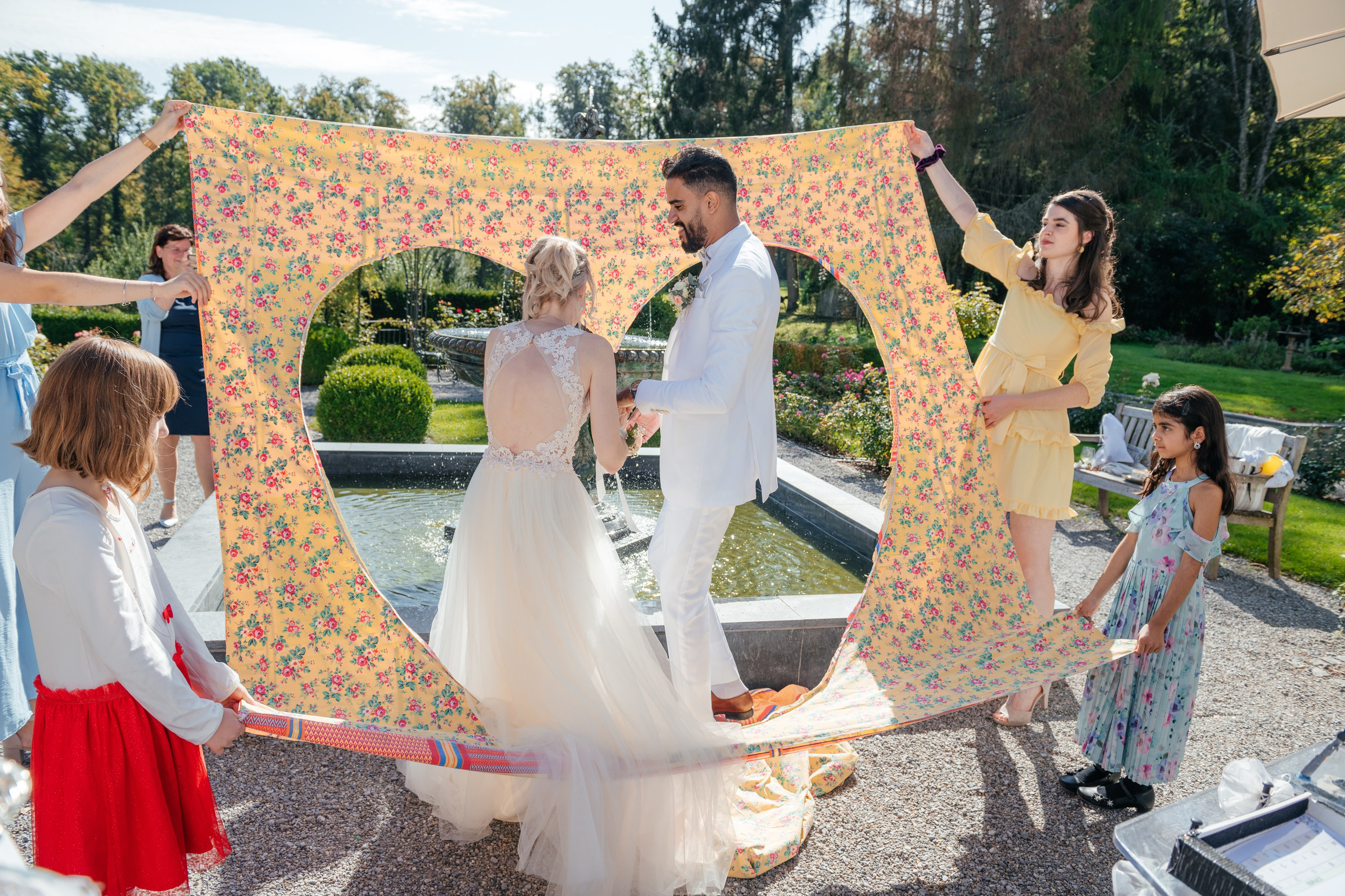 FLORENCE & JAMAL Dübendorf, Switzerland. I am Elena Altendorfer. Wedding photographer in Zurich and Switzerland