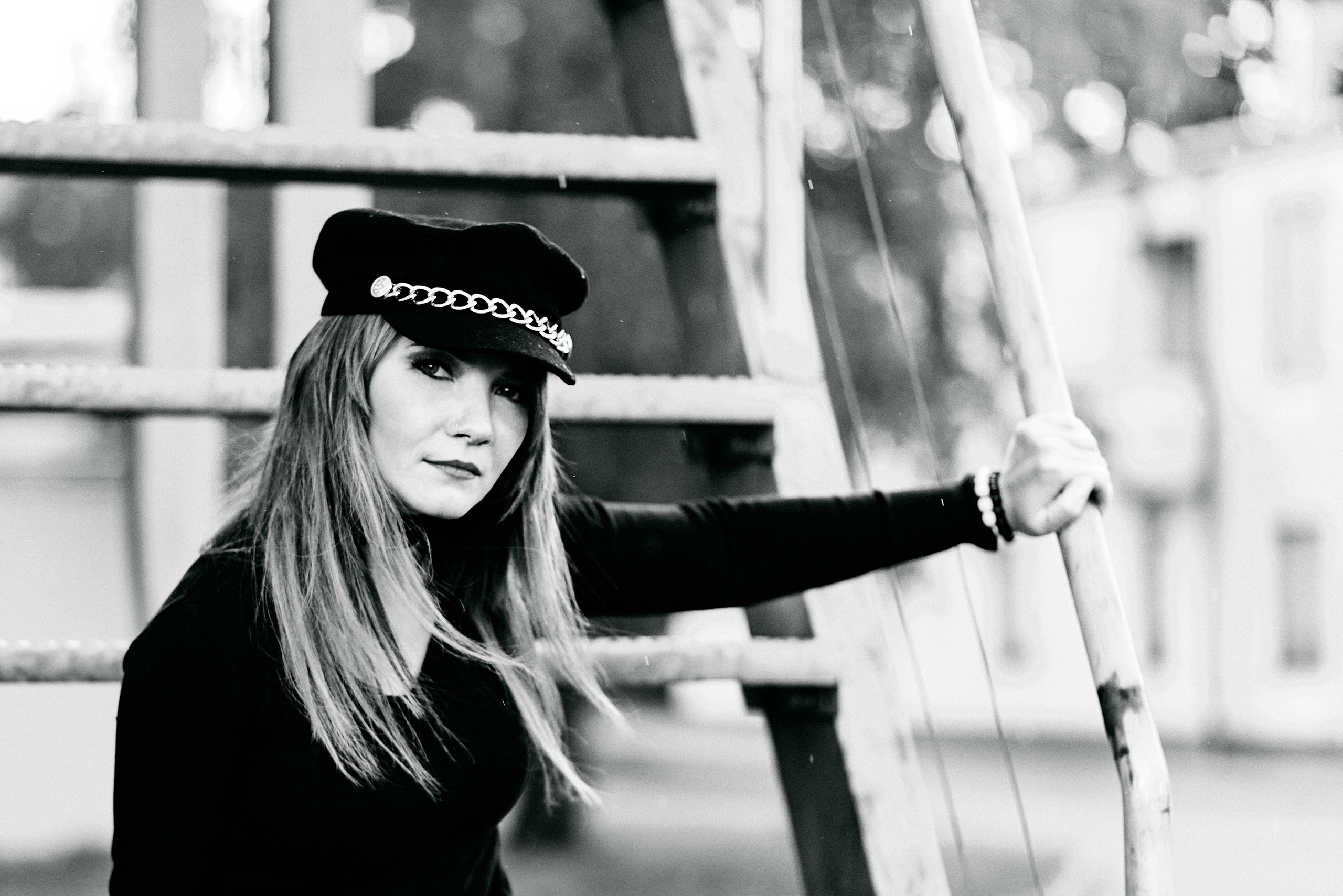 Lady rock. Family and portrait photographer Natalja Biteniece