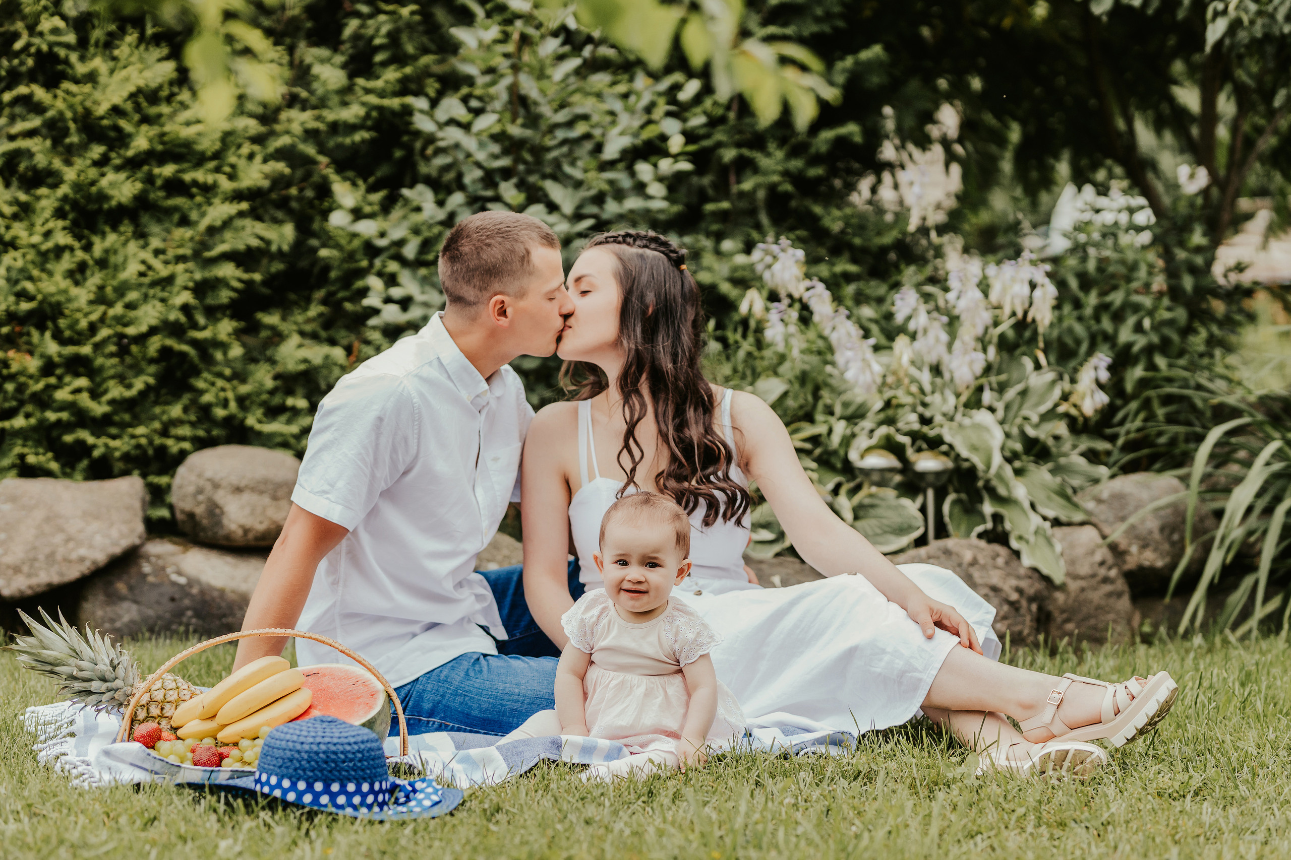 Kristīne, Vitālijs un mazā Maija. FOTOGRĀFS| LATVIJA |DAUGAVPILS|