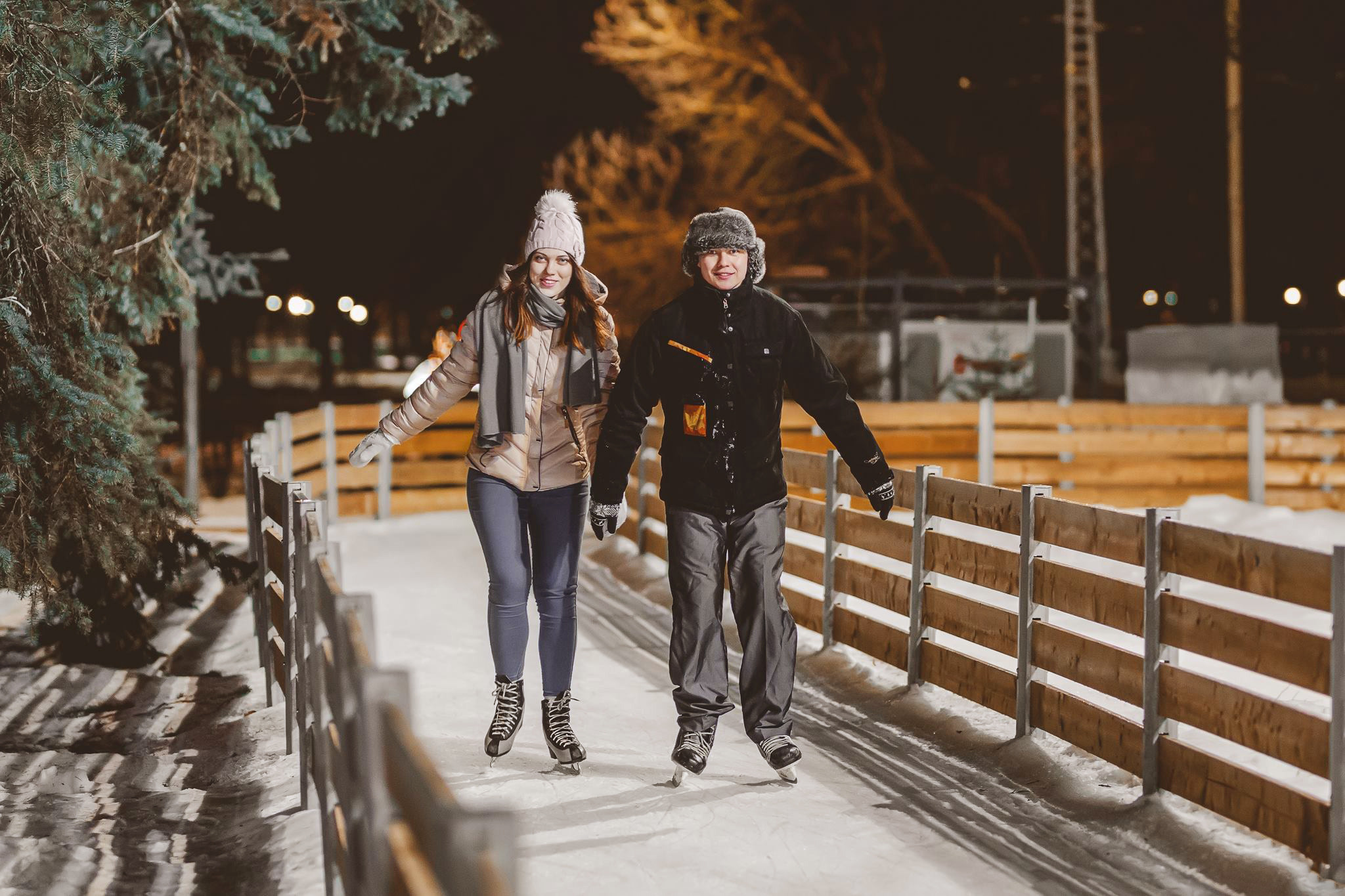 Mīlestības slidas. FOTOGRĀFS| LATVIJA |DAUGAVPILS|