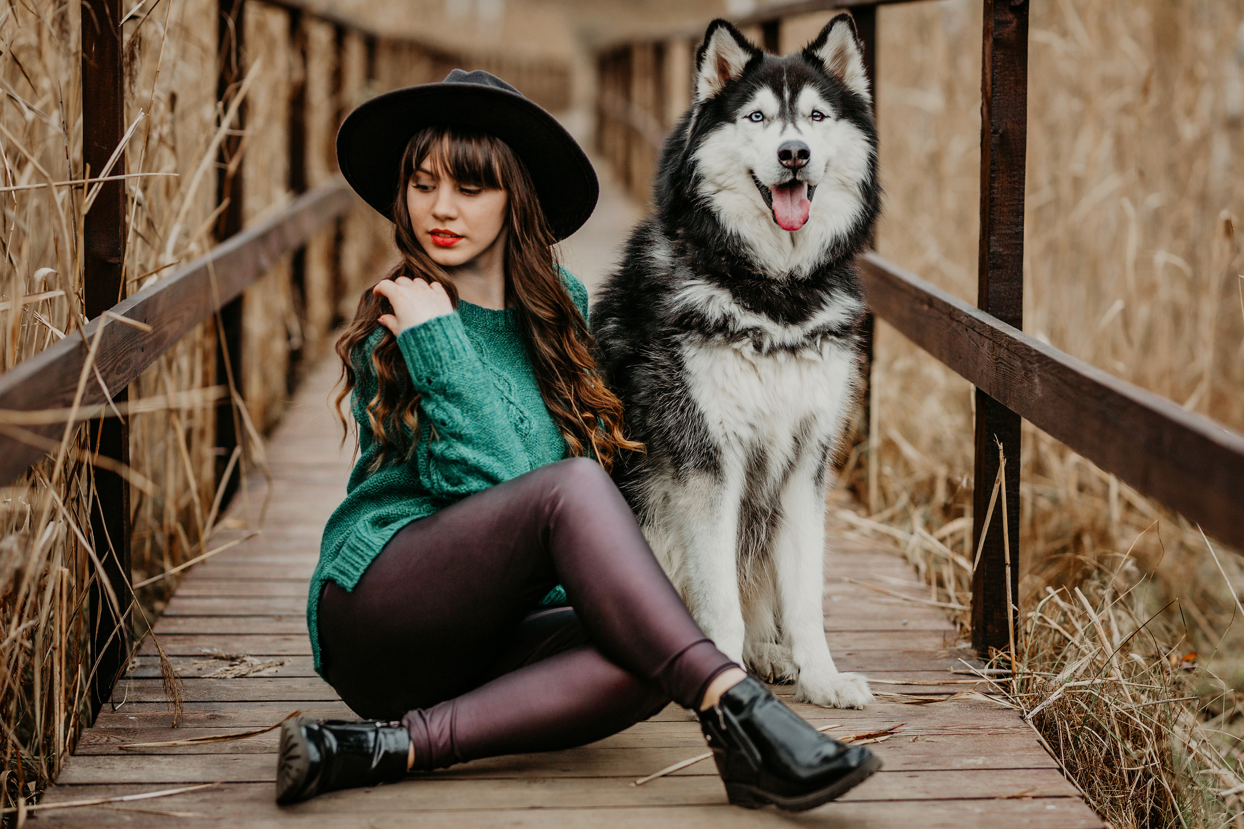 Darja un haskijs vārdā Alekss. FOTOGRĀFS| LATVIJA |DAUGAVPILS|