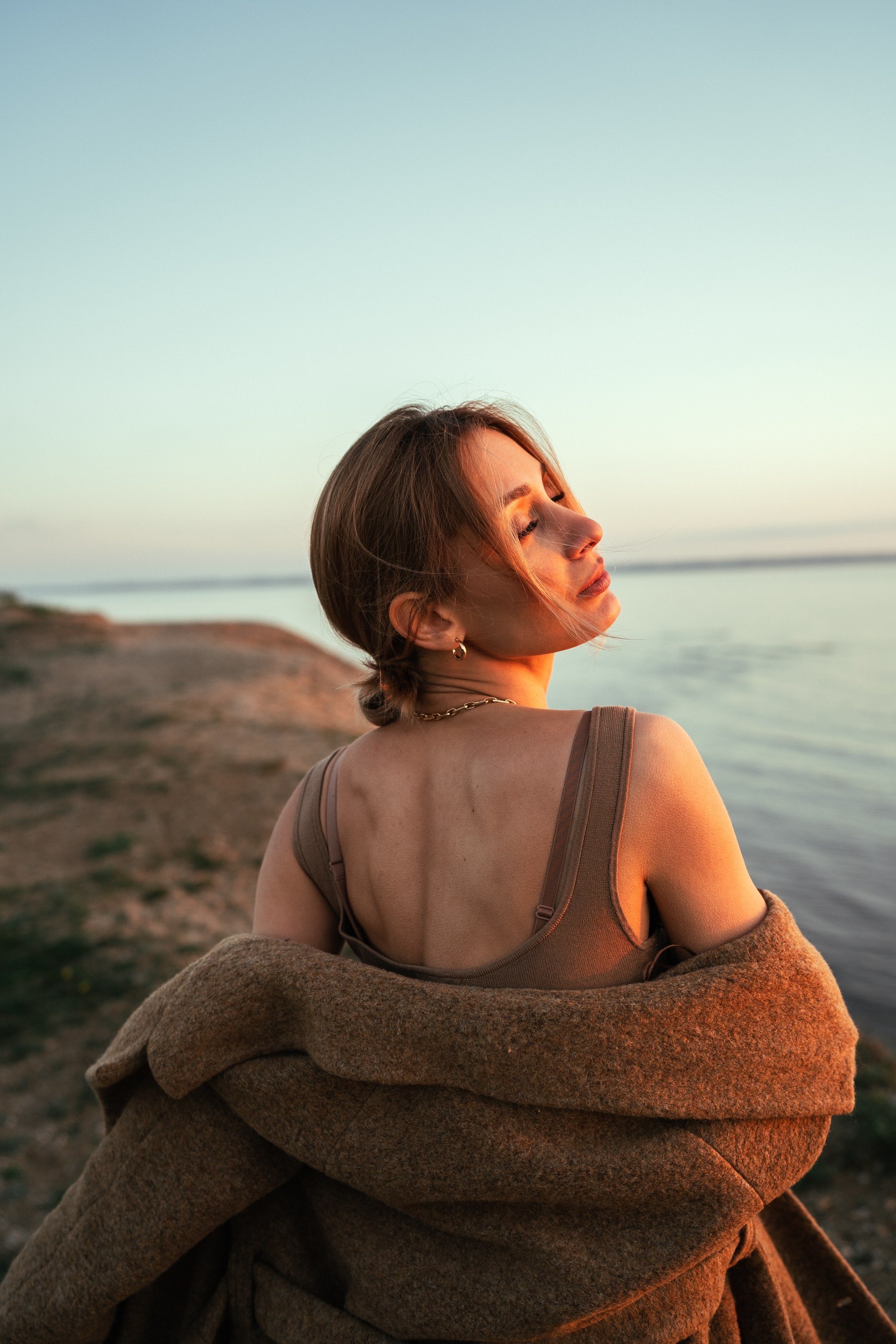 Hat, Coat, and Watch. Couple and Family Photographer in Tallinn, Sasha Kaloshin