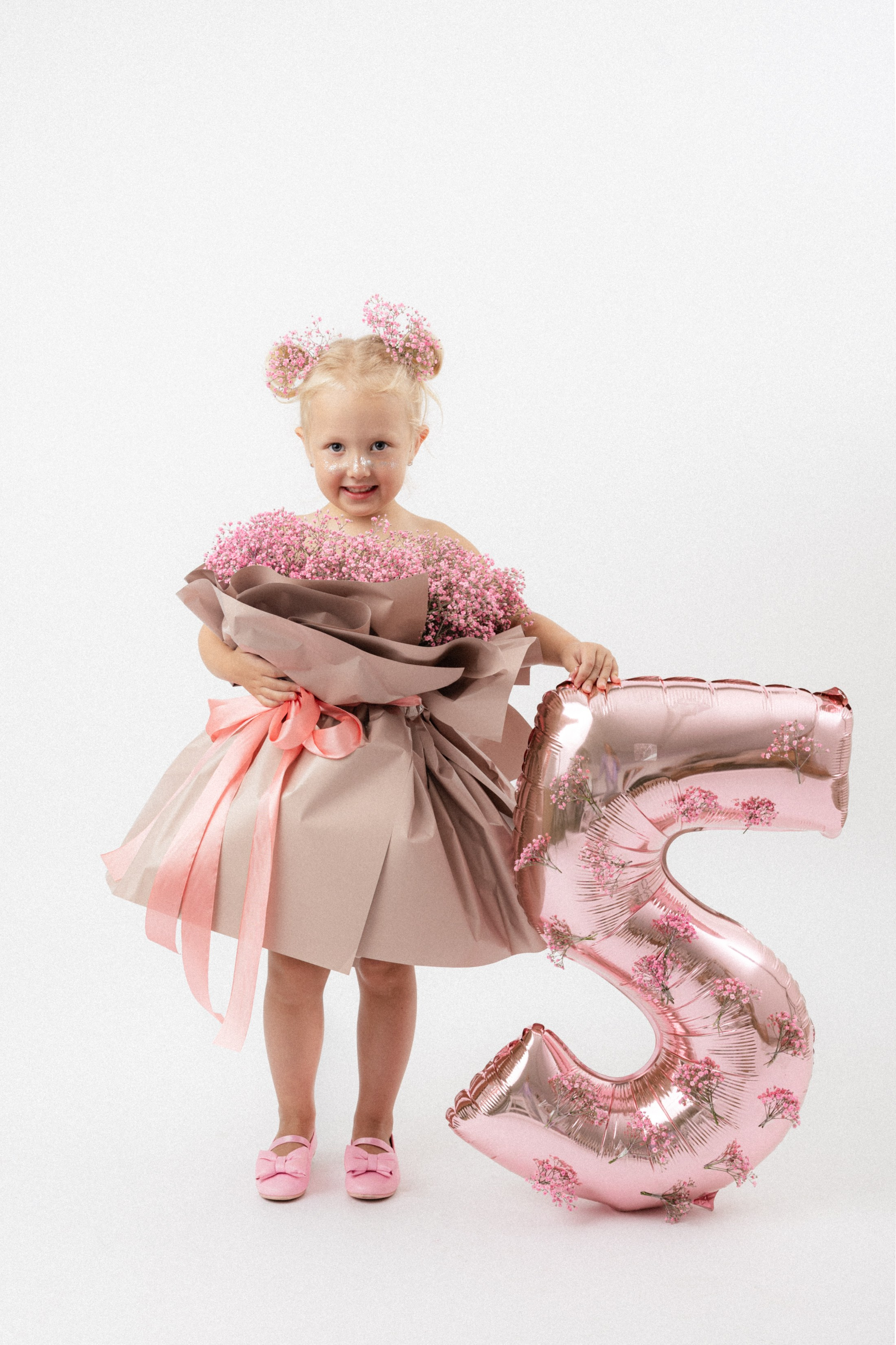 Familien Shooting im Fotostudio Gütersloh – Natürliche Familienfotos & Emotionale Momente. Hochzeitsfotografin in Gütersloh | Authentische Hochzeitsreportagen | TK Photographie