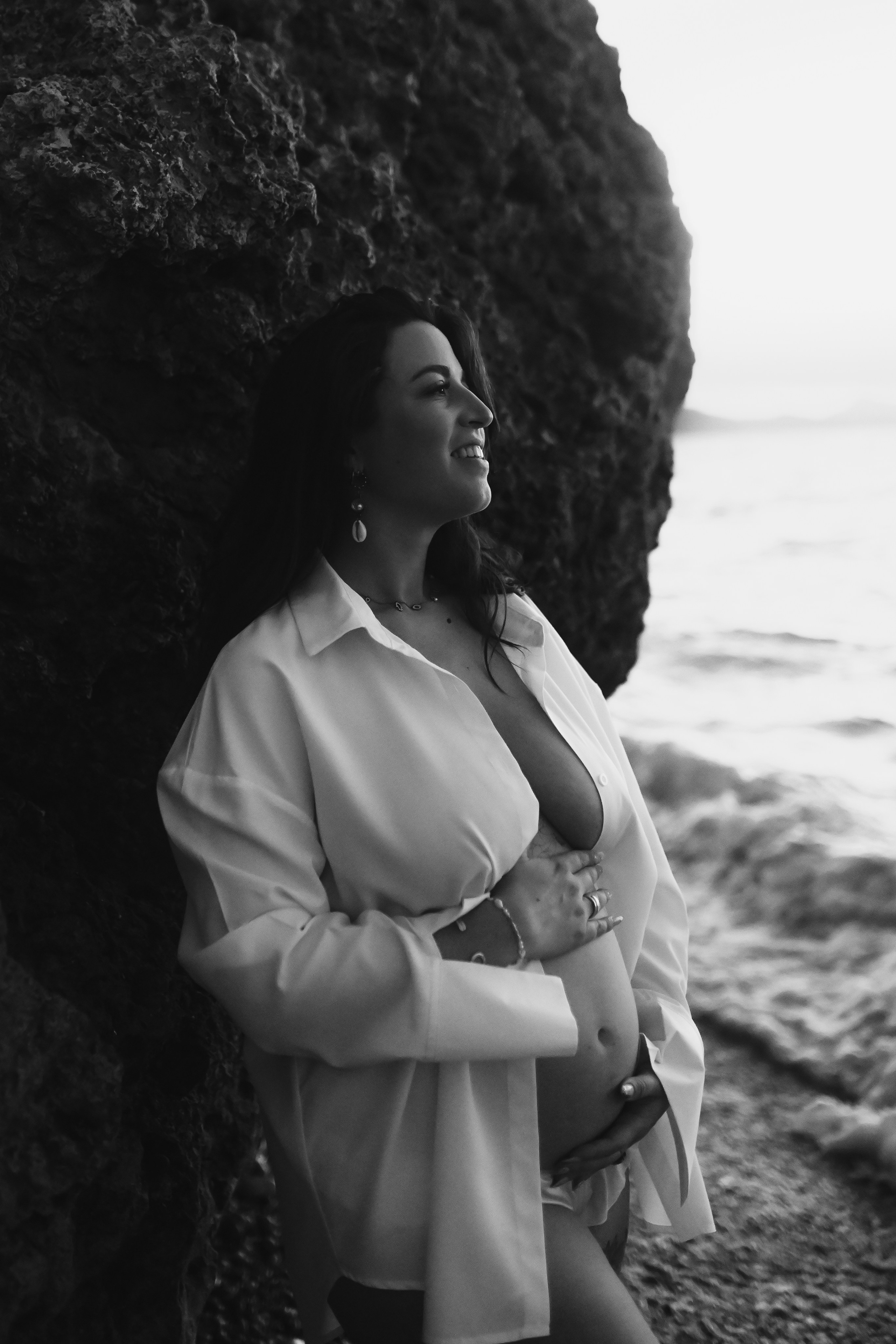 Ρομαντική φωτογράφιση εγκυμοσύνης στη Ρόδο. Φωτογράφος νεογέννητων στη Ρόδο. Φωτογράφιση εγκυμοσύνης