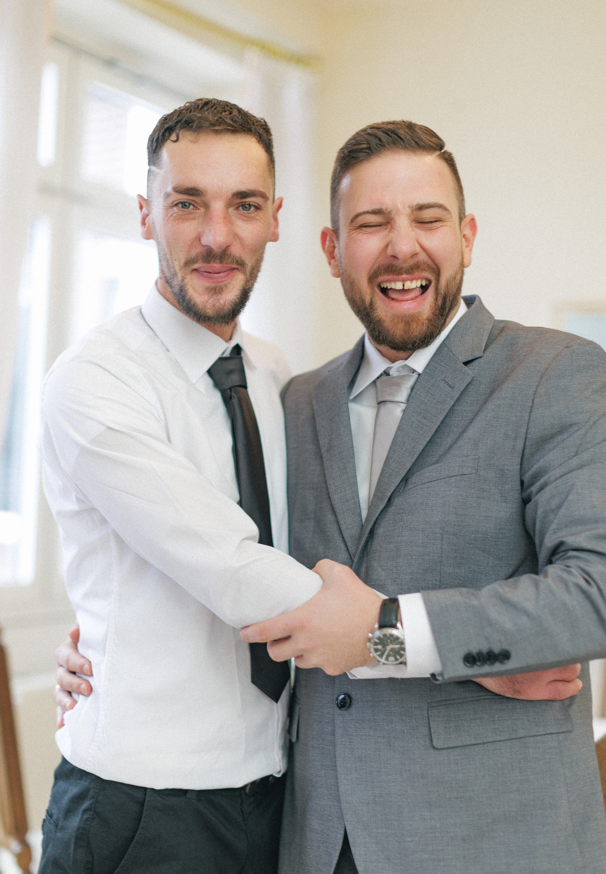 Hochzeitsfotoshooting in Hamburg Morisha und Senco. Hochzeitsfotograf und Hochzeitsvideograf aus Hamburg | Roka21Film