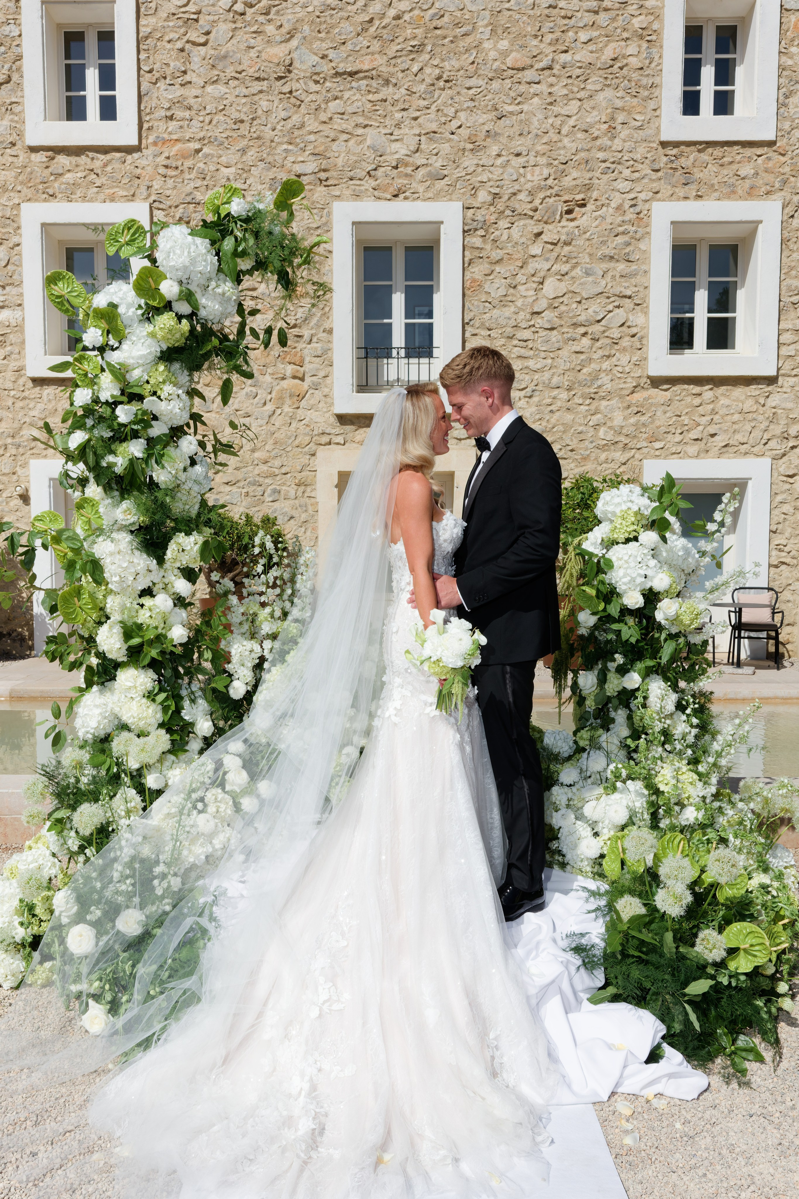 Wedding at Château L’Hospitalet in Narbonne, France. Destination Wedding Photographer — Nikita Burtsev
