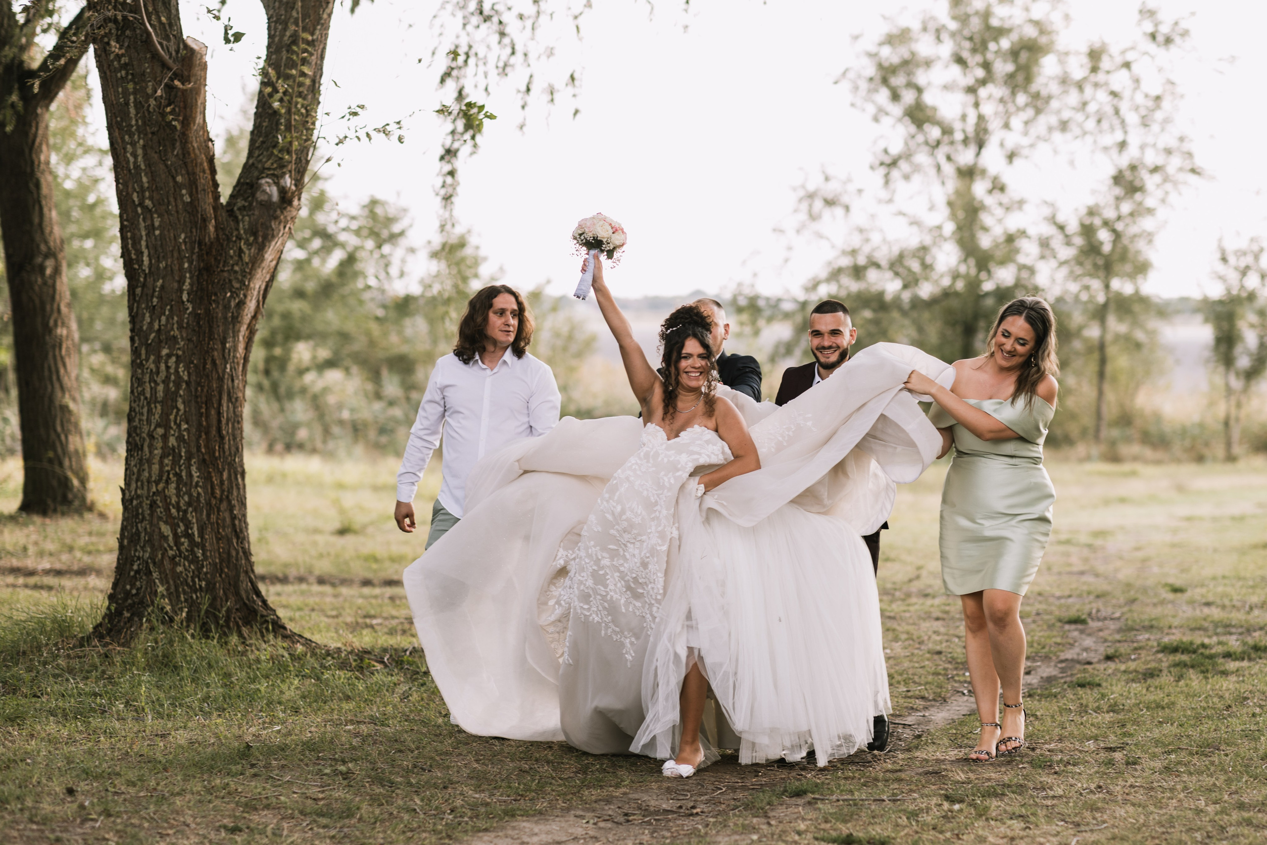 Anja i Milan. Fotografisanje venčanja i svadbi - Vijatov Studio