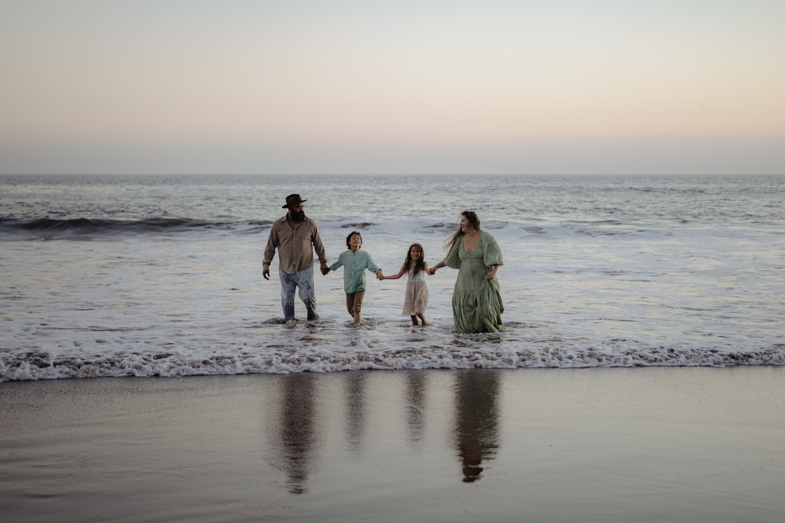 Family photoshoot. Orange County Wedding Photographer & Videographer | Candid & Timeless Wedding Photo + Video | Italiantsev