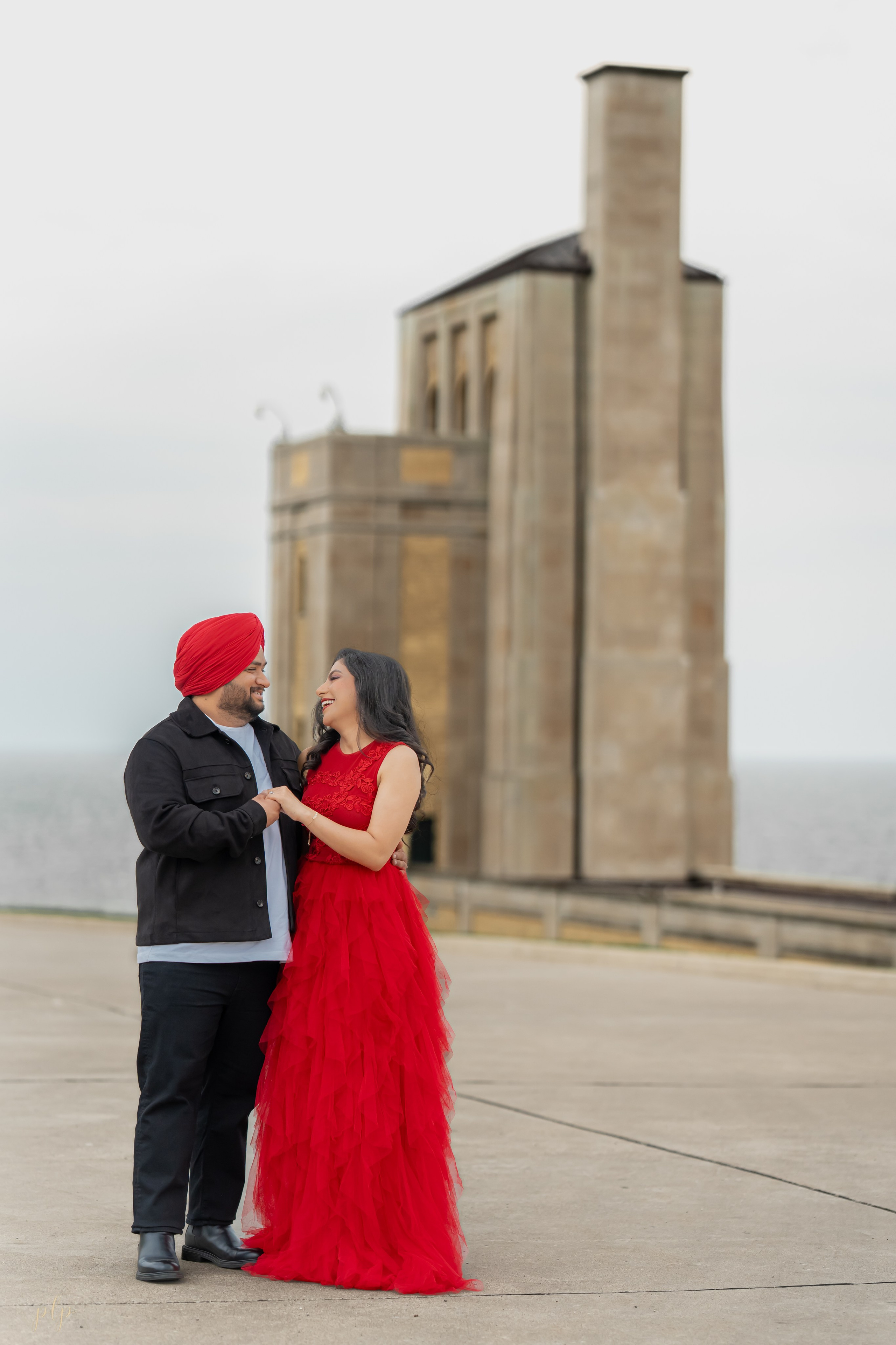 Jaskarandeep & Simi. Wedding Photographers and Filmmakers